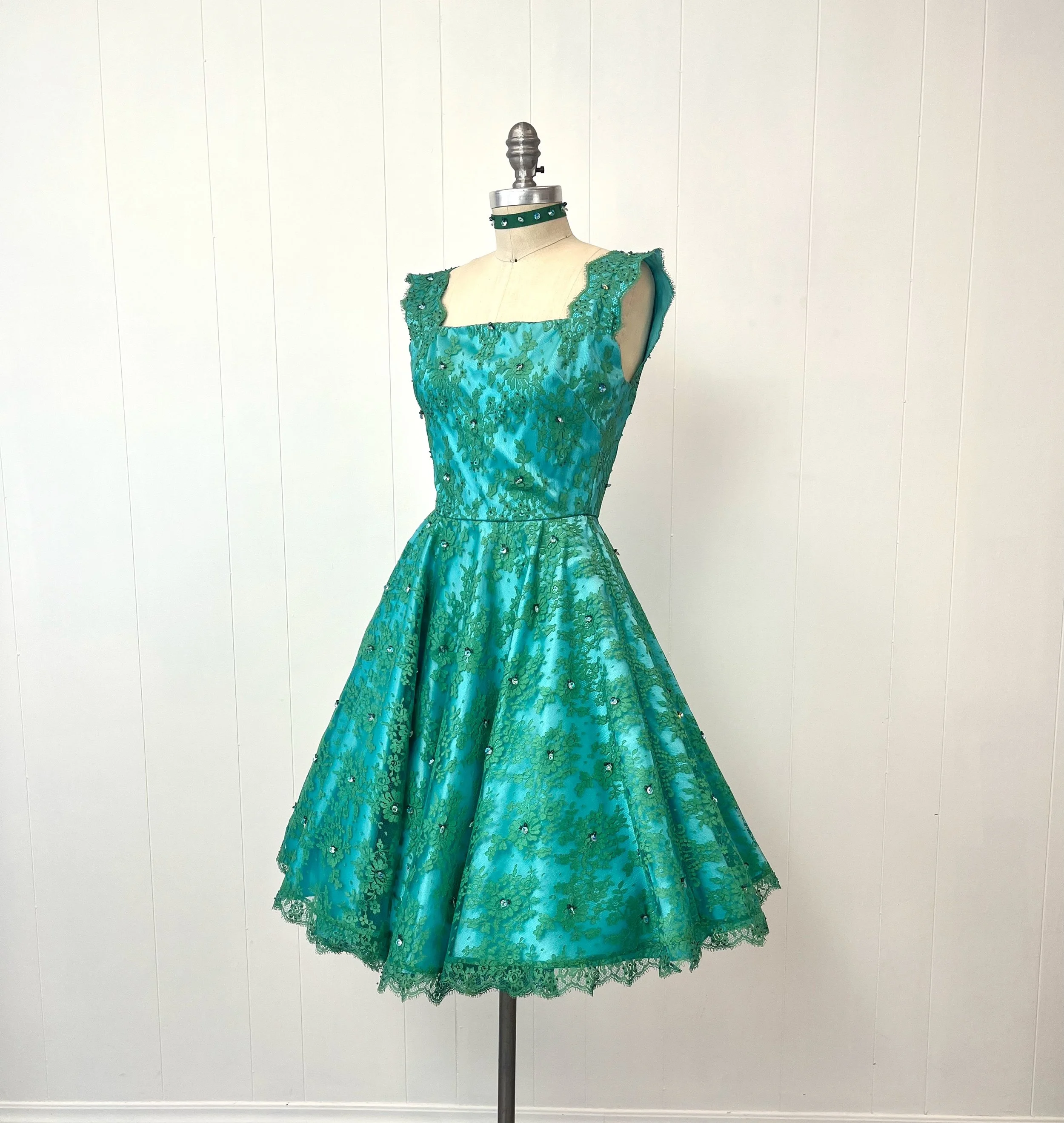 1950s/1960s Green Blue Lace Rhinestone Beaded Pinup Party Dress