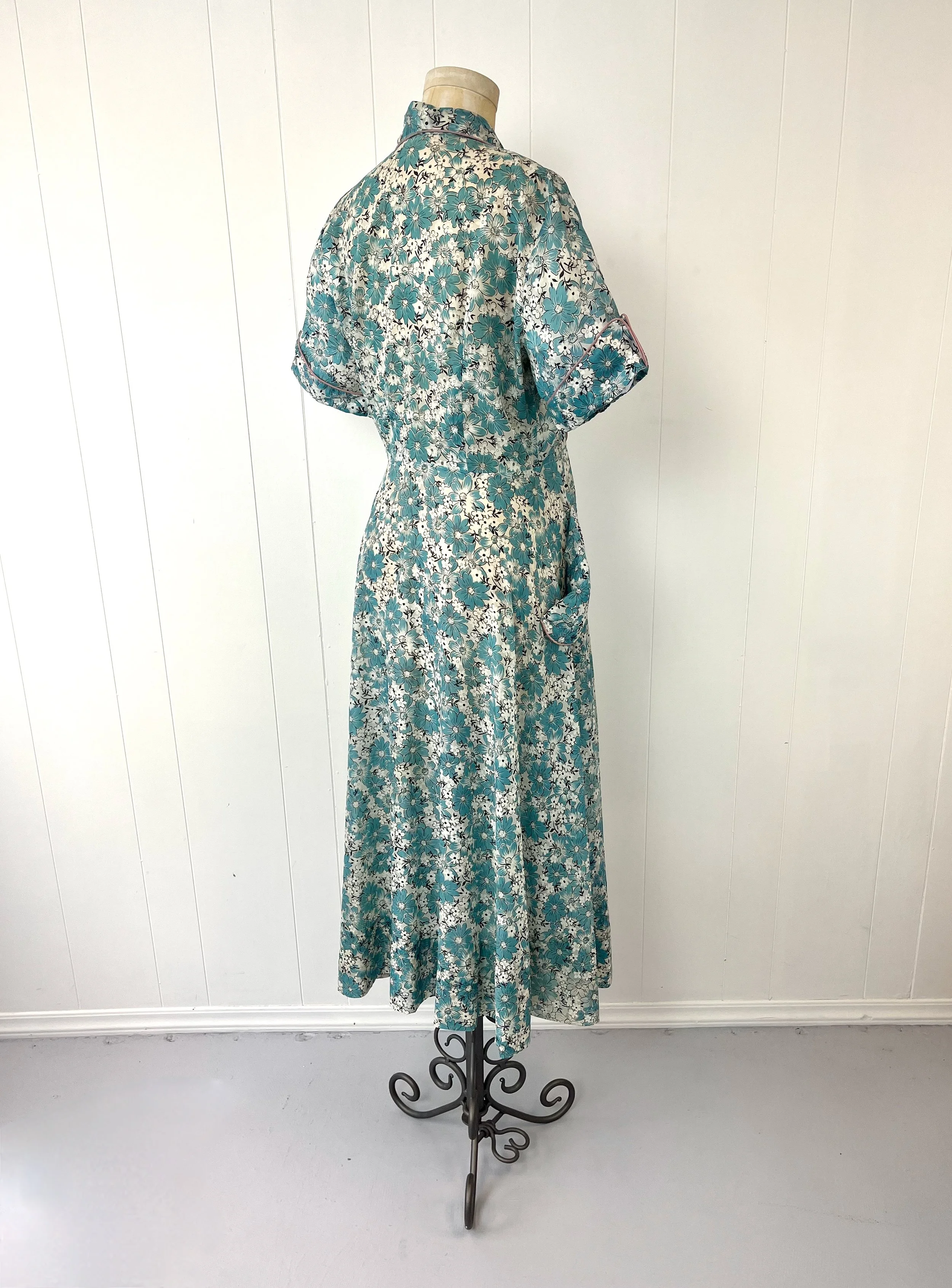 1940s/1950s Blue Floral Print Semi Sheer Wrap House Pinup Mid