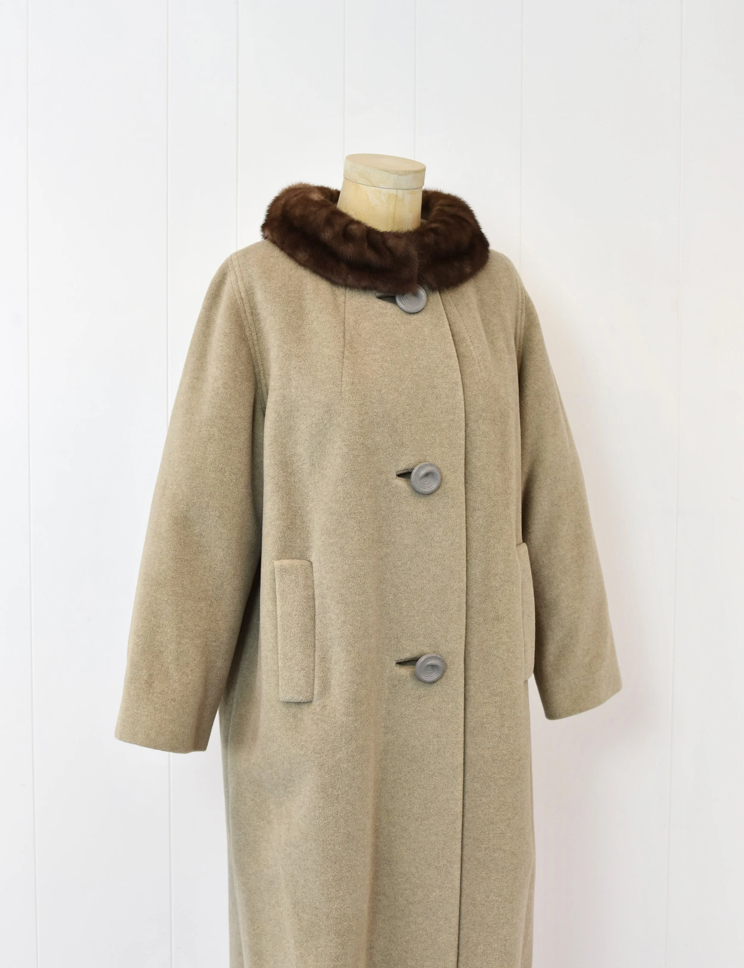 Vintage 1960s Coats Vintage 1960s Pattern, Men's Lined Overcoat