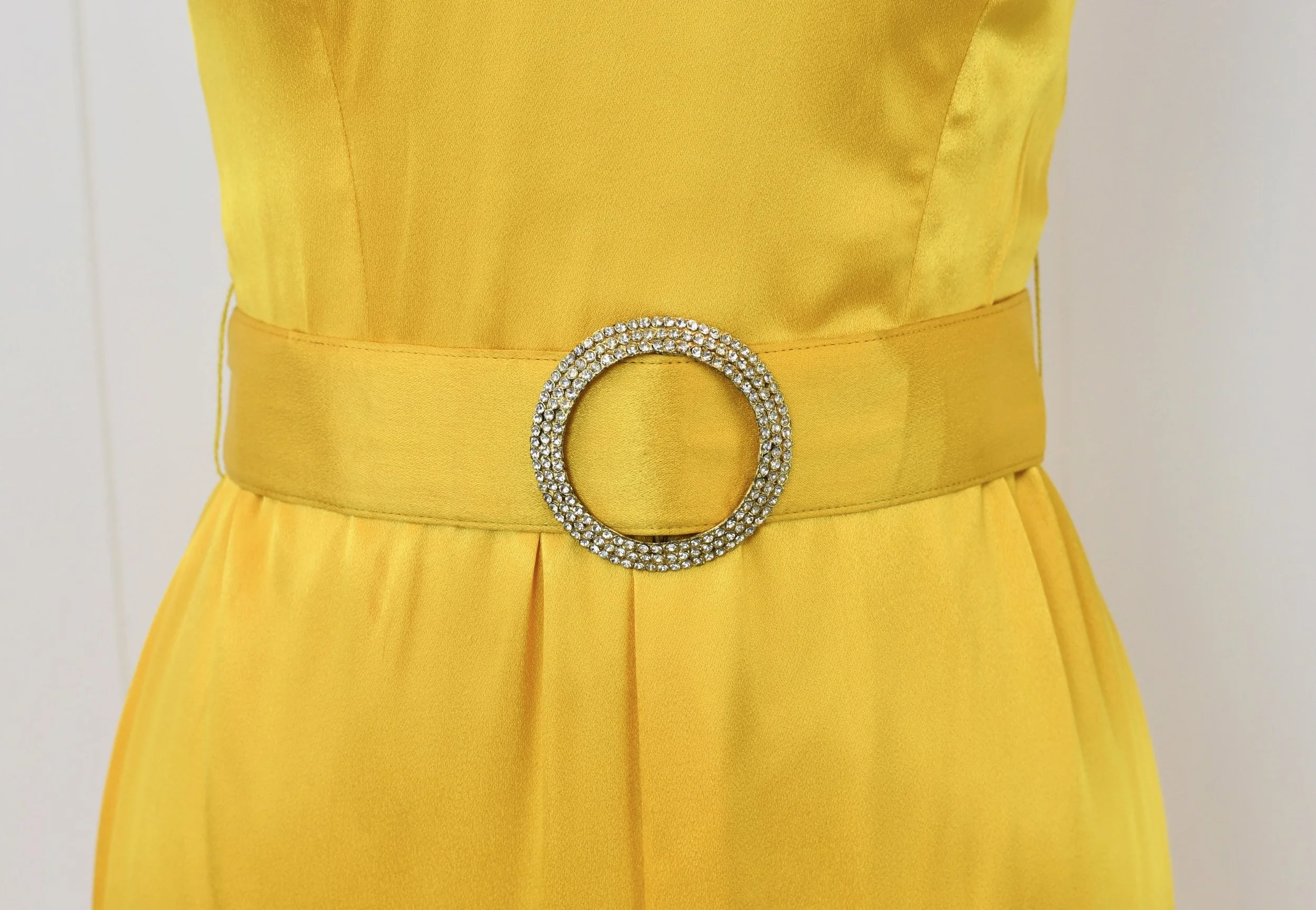 1970s Oscar de la Renta Yellow Bow Rhinestone Belt Party Dress Gown   Canned Ham Vintage