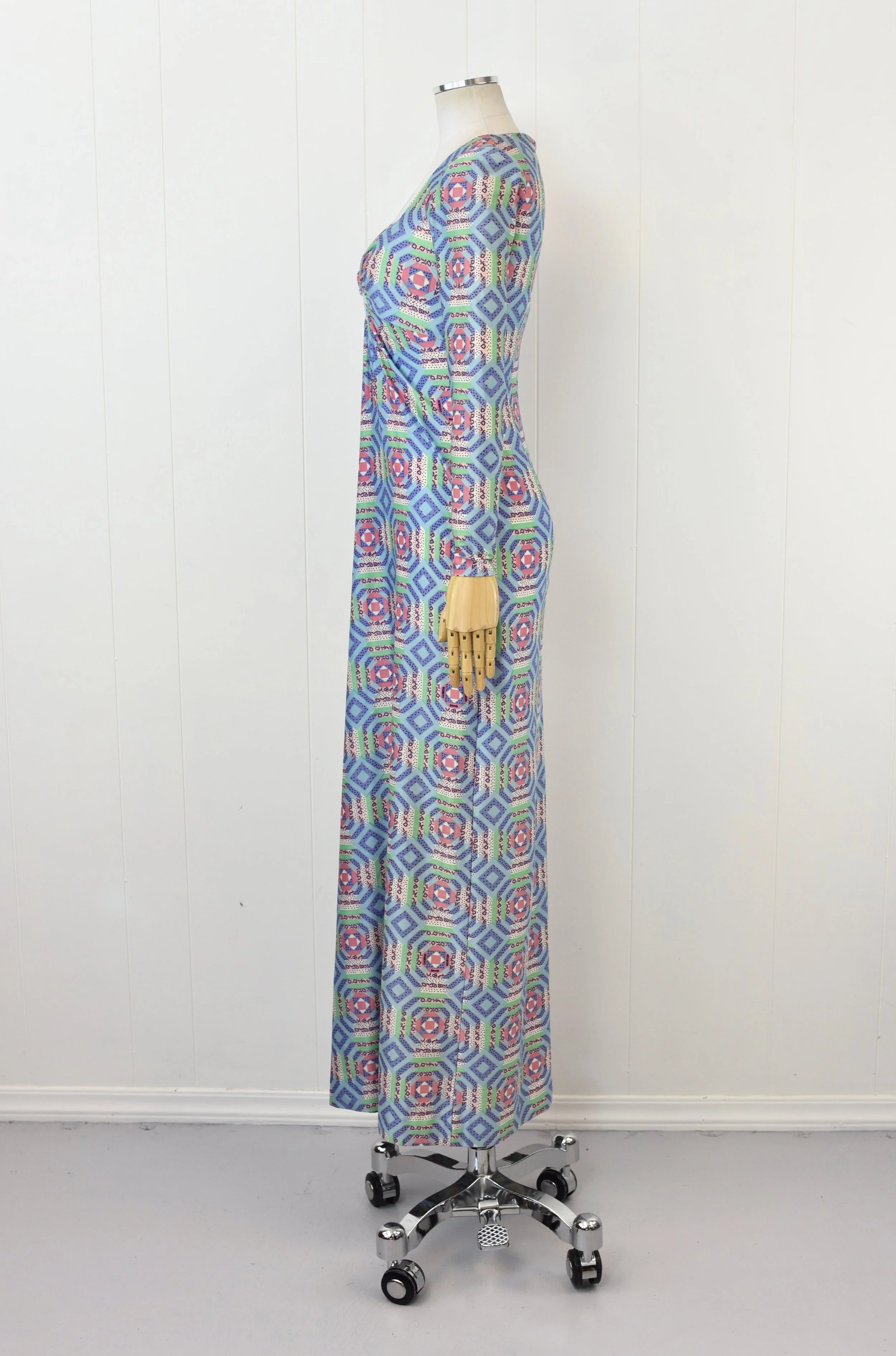 1970s Robert David Morton Bergdorf Goodman Blue Green Psychedelic Pattern  Sweetheart Maxi Dress Gown  Canned Ham Vintage