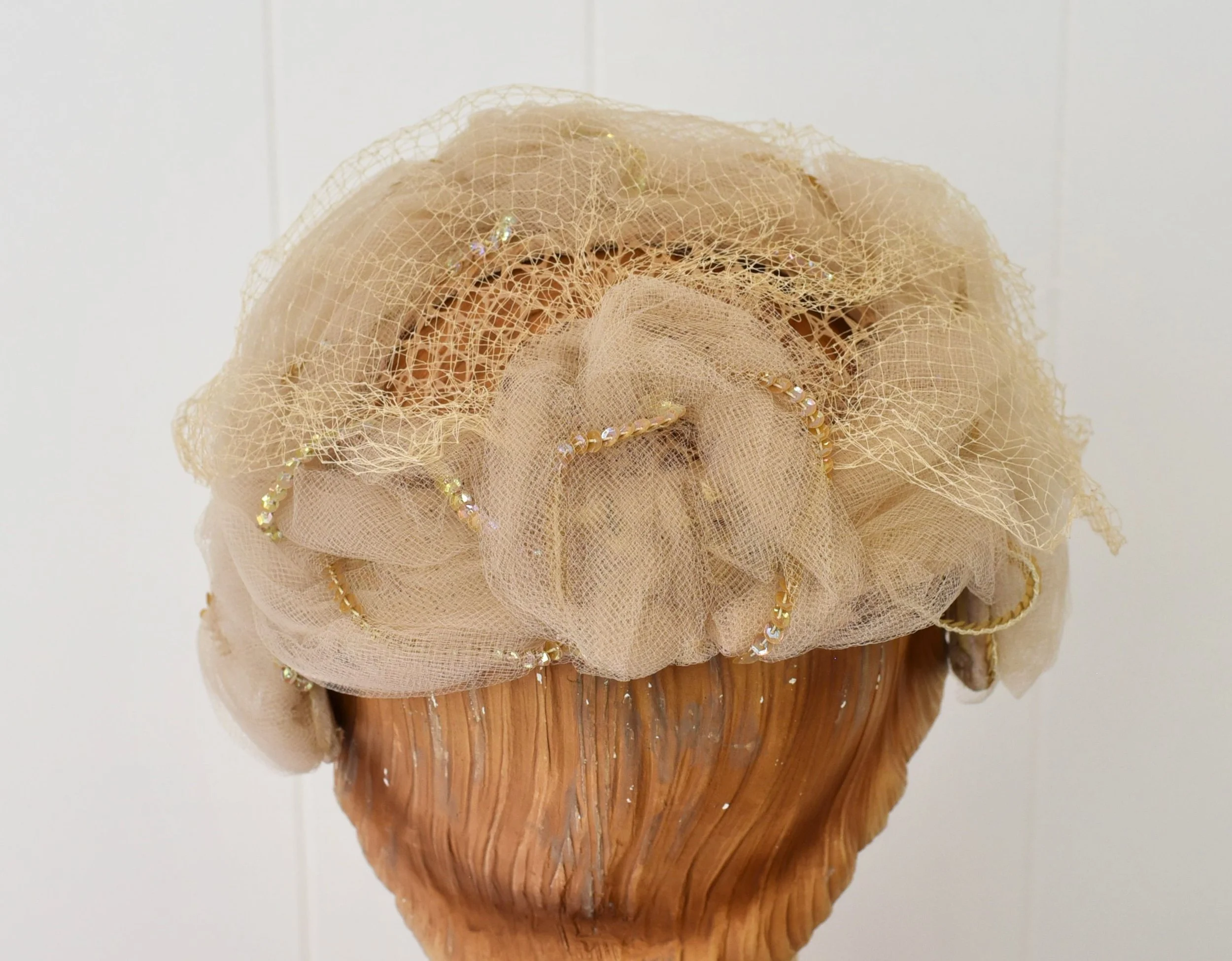 Vintage White & Cream Tulle Head Piece Vintage 80s/ 90s Braided Satin & Pearl Bridal Headpiece  main image 2