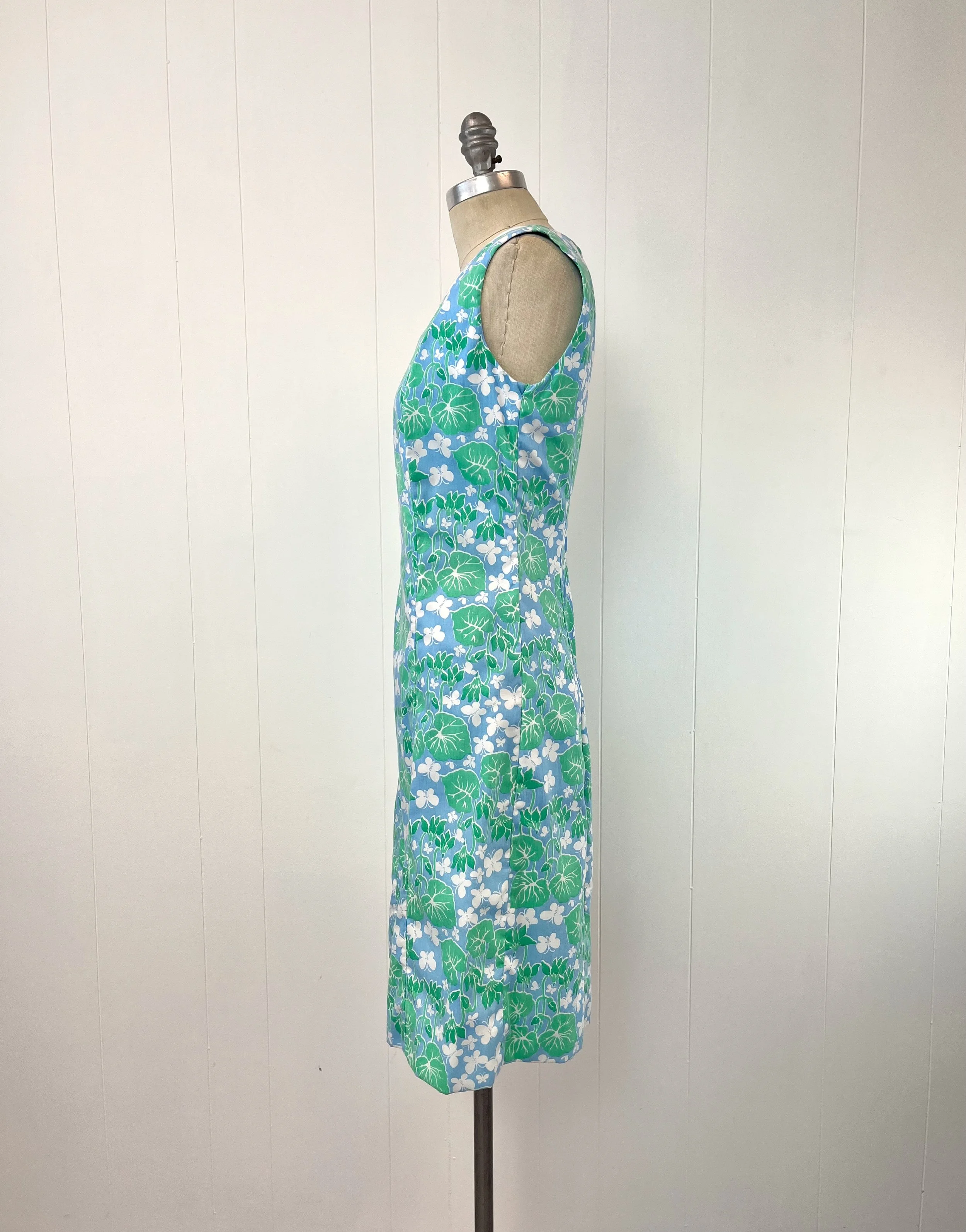 1980s Lilly Pulitzer Butterfly Leaves Novelty Print Blue Green Sun Dress Canned Ham Vintage 1980s Lilly Pulitzer Butterfly Leaves Novelty Print Blue Green Sun Dress Canned Ham Vintage