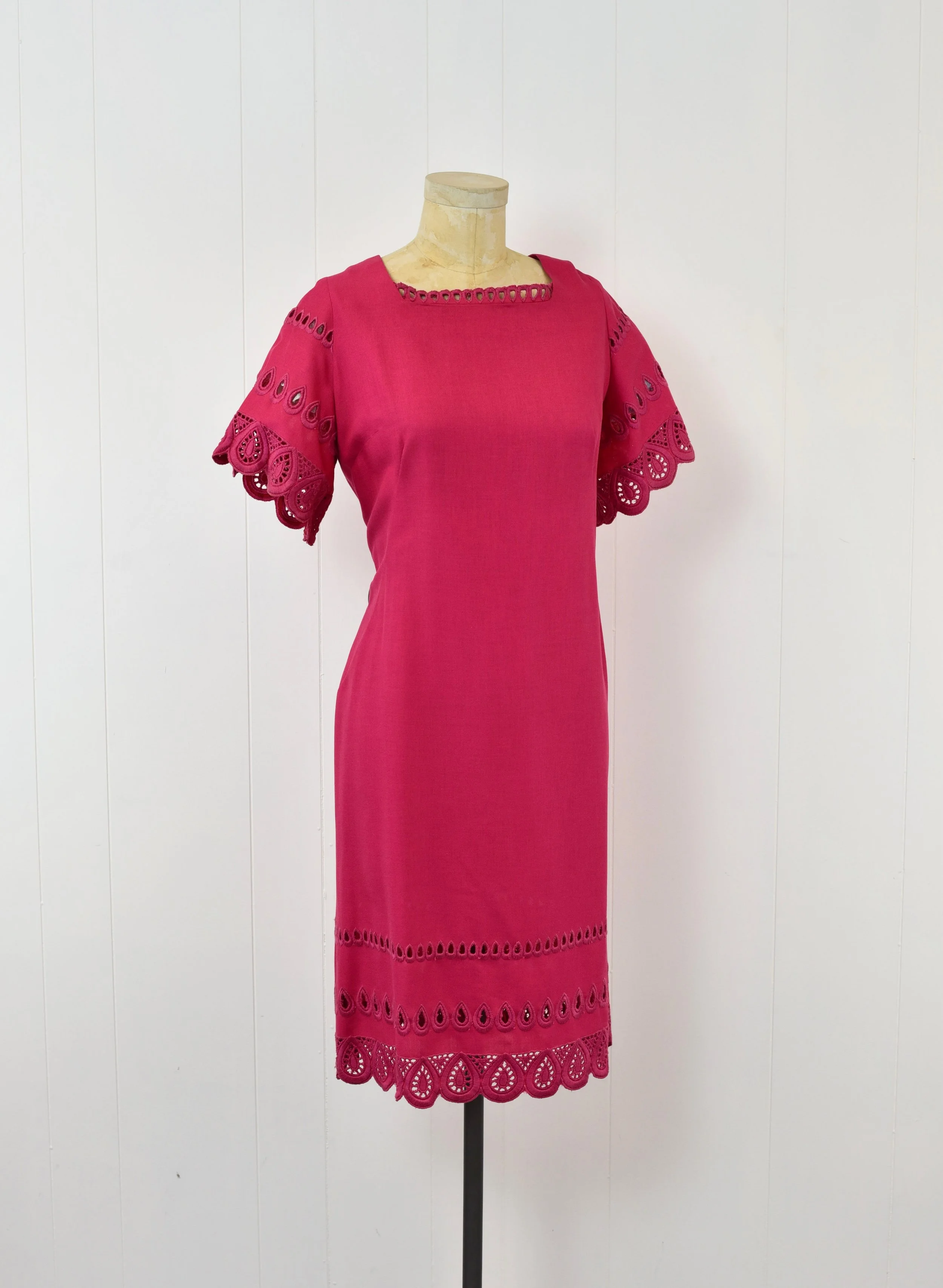 1960s Magenta Pink Raspberry Embroidery Lace Shift Dress  Canned Ham Vintage