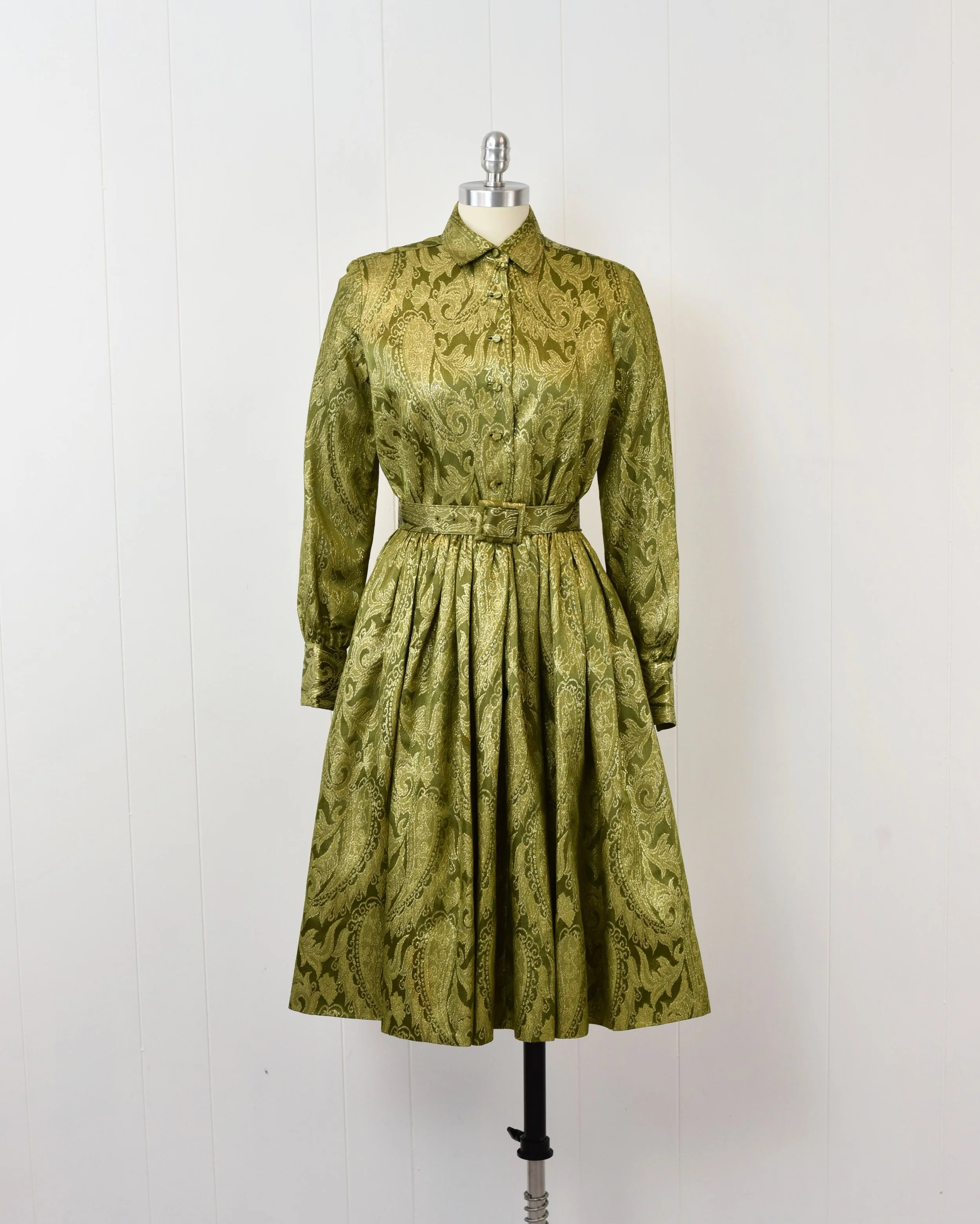 green emerald velvet dress Vavoom! Mad Men 1960s Tulip Hem Vintage Cocktail Dress Floral Print Ta