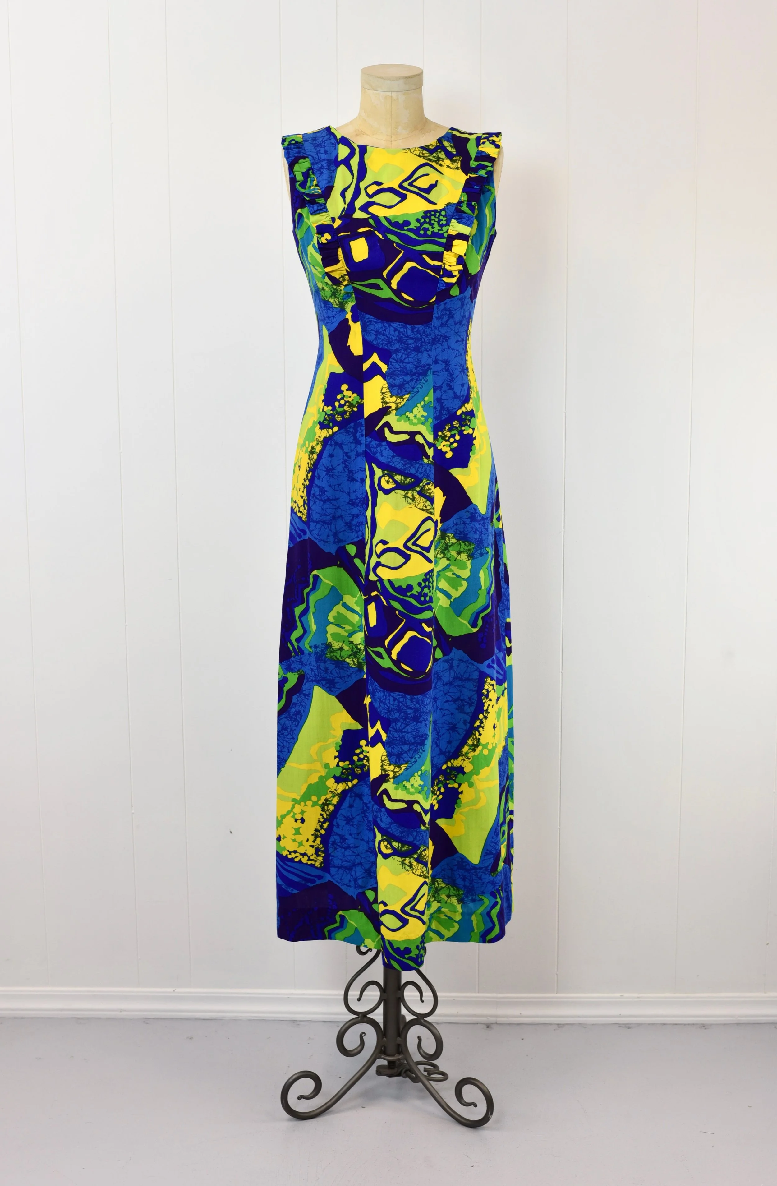1960s/1970s Hawaiian Abstract Print Blue Green Purple Ruffle Ja-Na of Hawaii Acrylic Tiki Maxi Dress Gown Canned Ham Vintage 1960s/1970s Hawaiian Abstract Print Blue Green Purple Ruffle Ja-Na of Hawaii Acrylic Tiki Maxi Dress Gown Canned Ham Vintage
