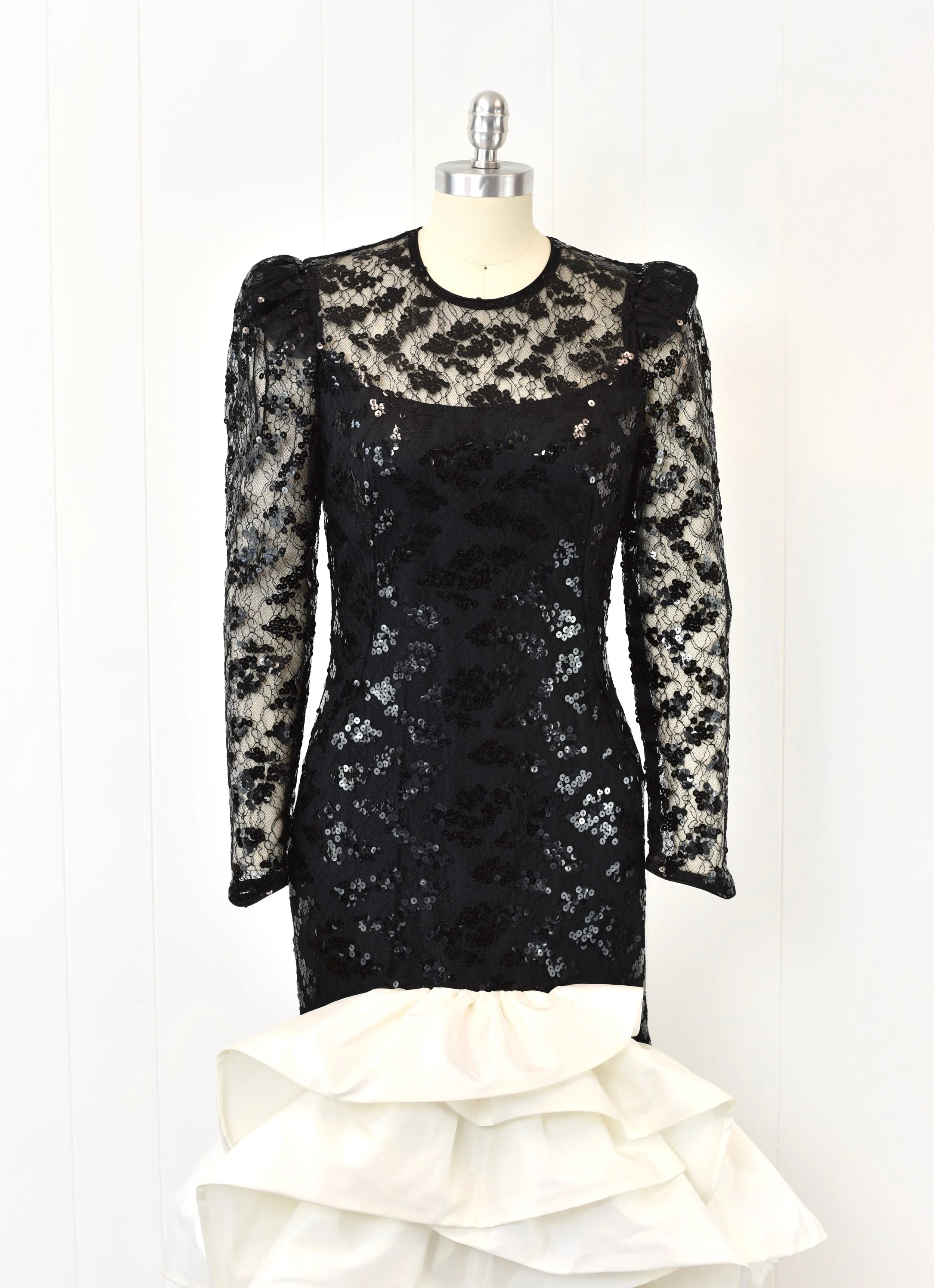 knee length dresses for ladies Unique Black White Lace Mermaid Lace Wedding Dress