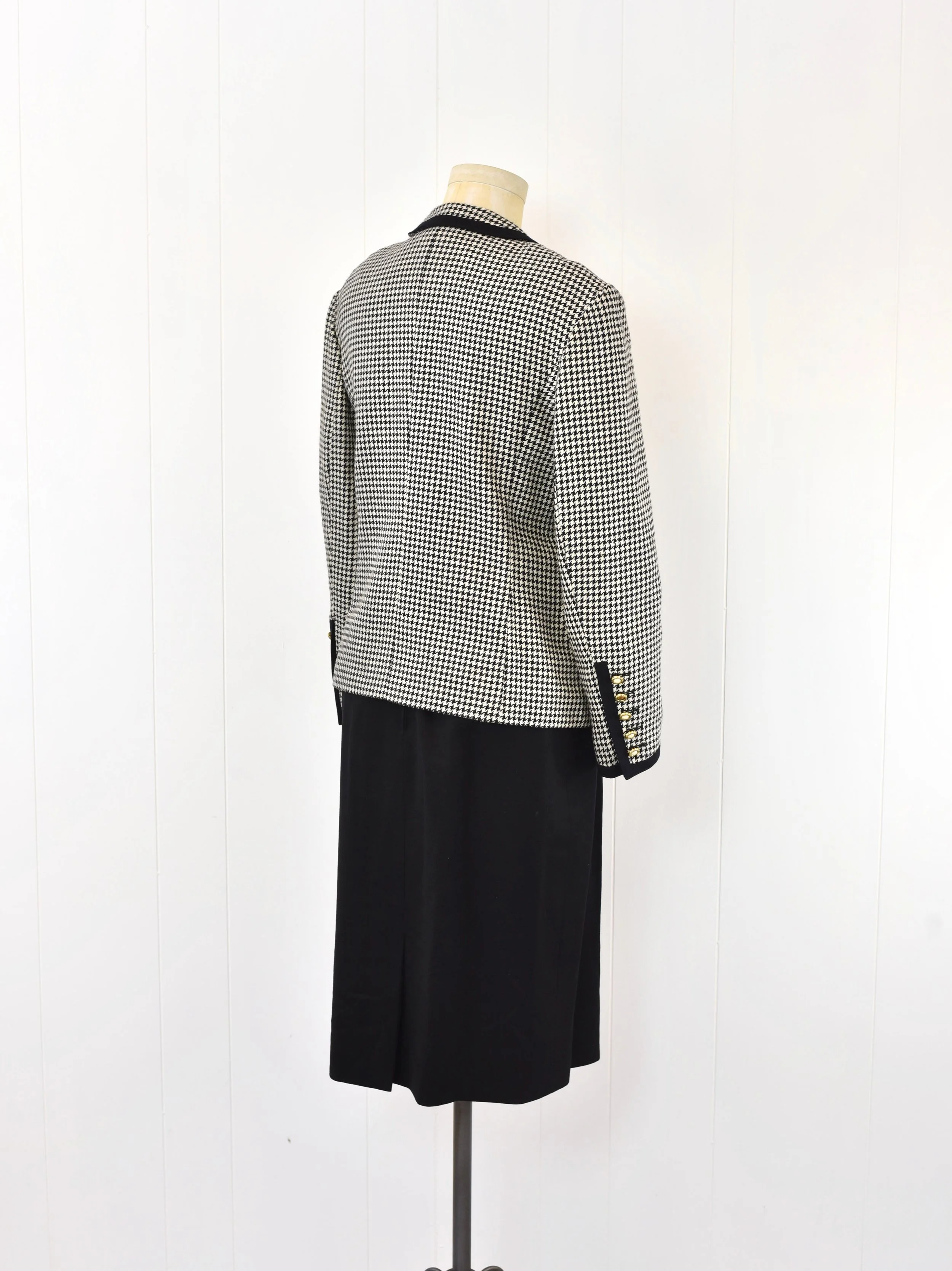 1980s Louis Feraud Paris Houndstooth Wool Black White Pearl Button