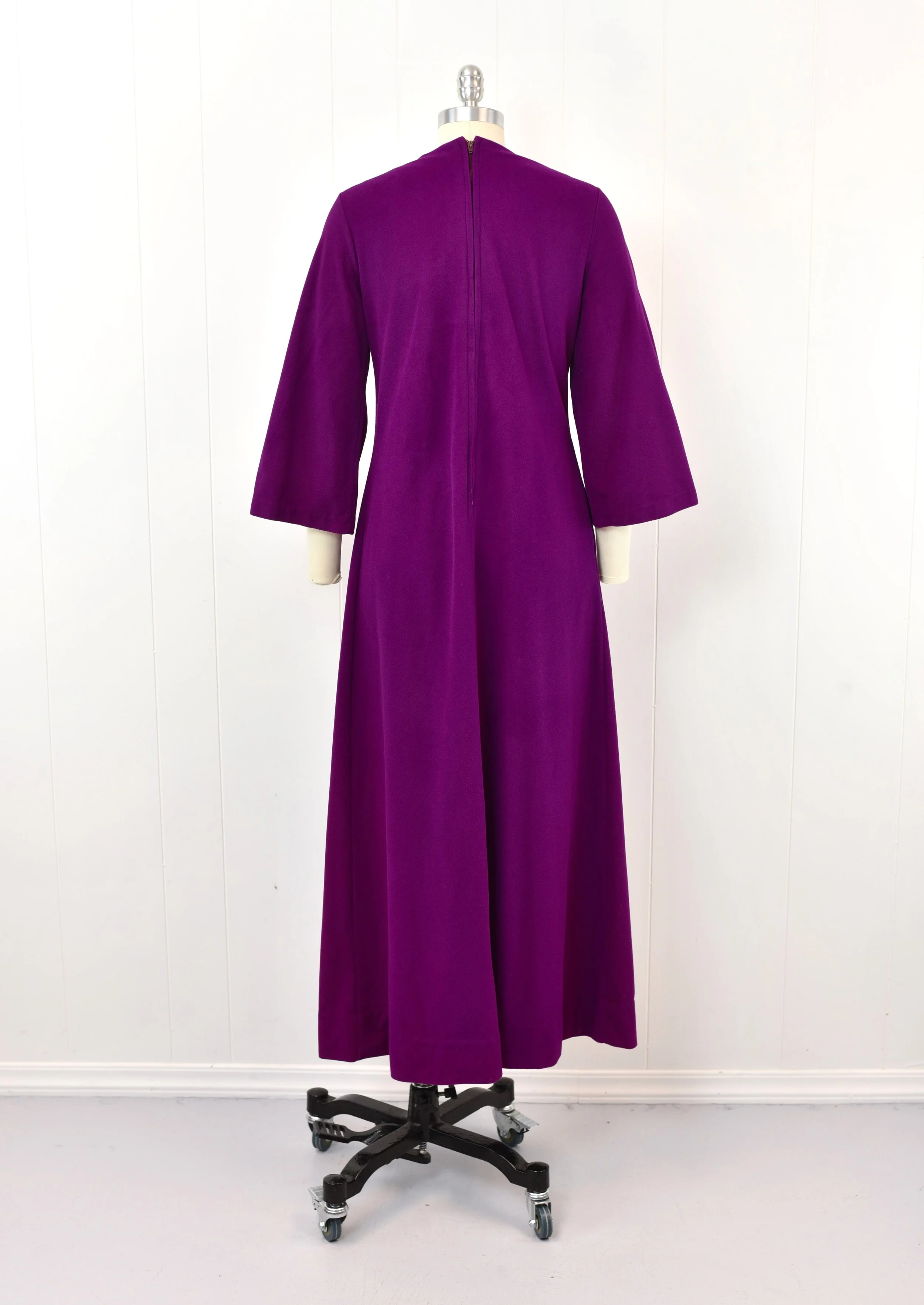 smocked v neck maxi dress Smocked V-Neck Detail Long Sleeve Maxi Dress (4 Colours)