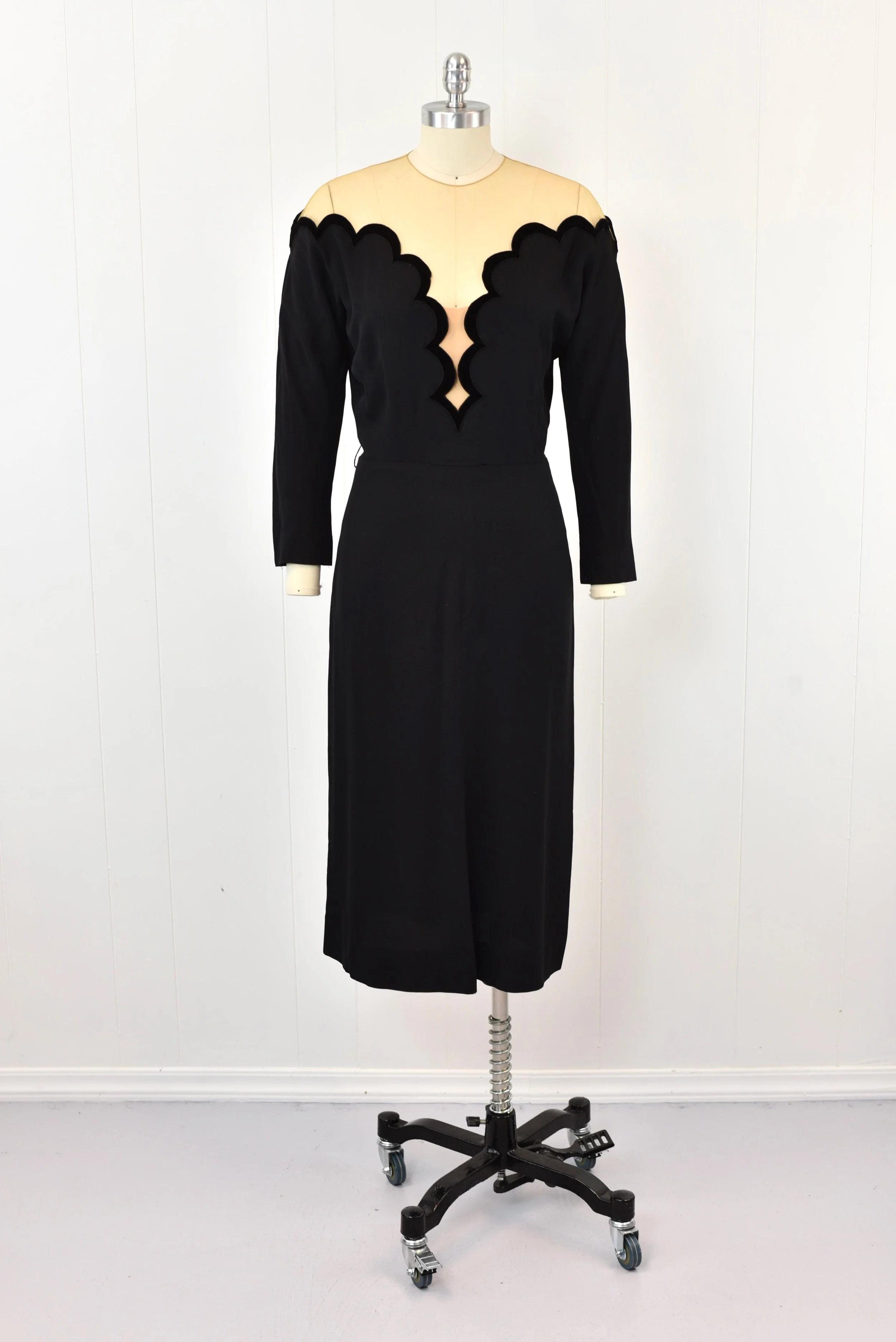 princess polly baby blue dress Pretty lady wears an elegant black dress combined with a red hat and belt  Stock Photo