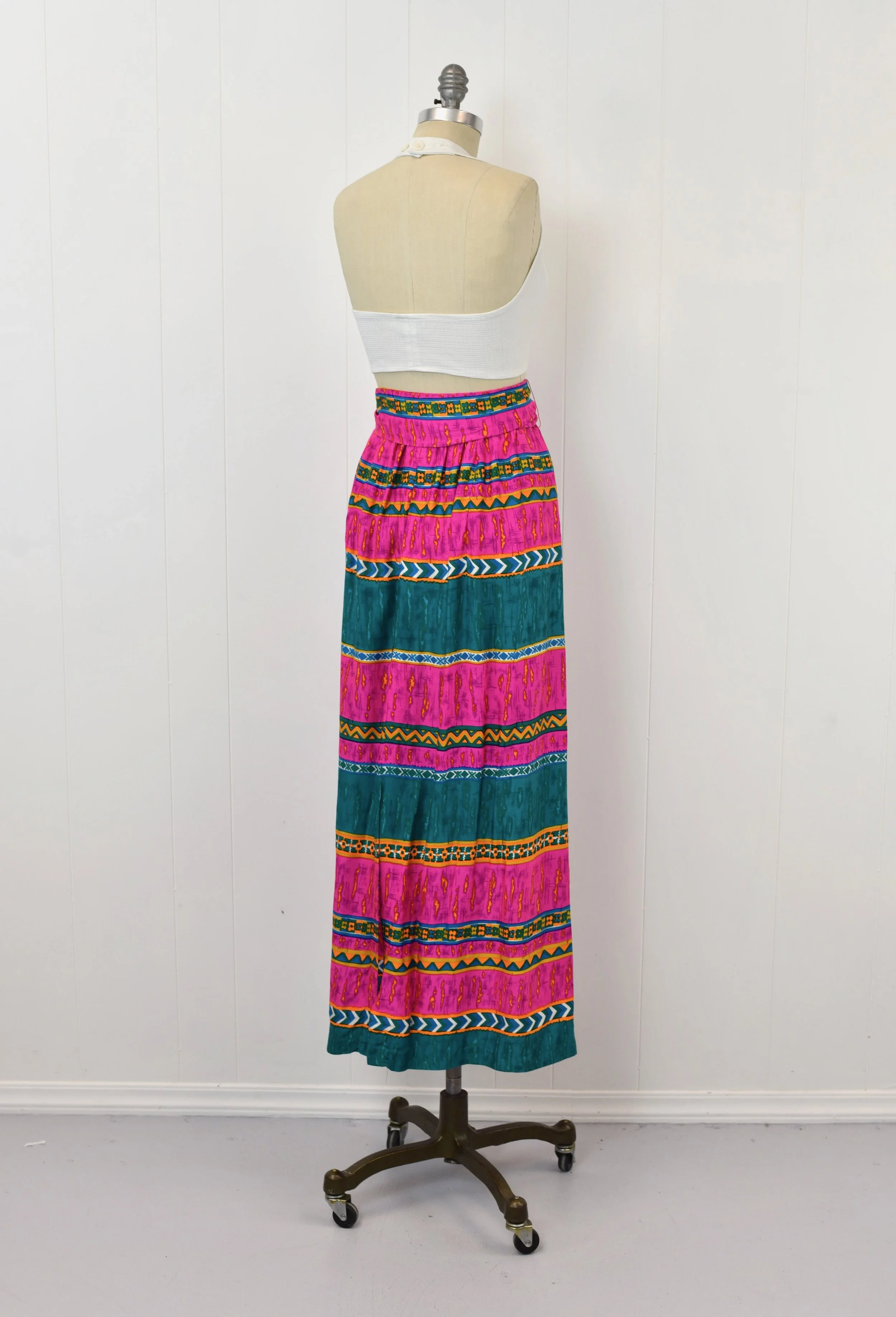1960s Hot Pink Teal Floral Hawaiian Tiki Alice Polynesian Fashions
