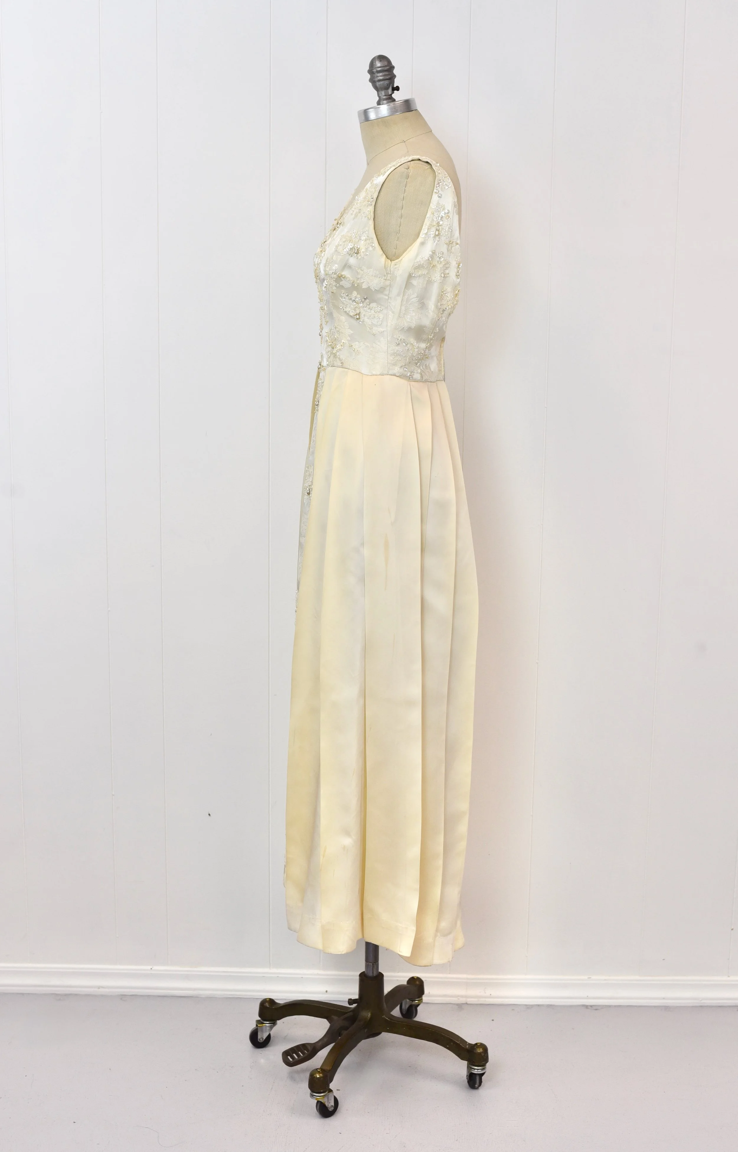 white christmas dresses Maja Beaded Maxi Dress Silver Veil – Hansen & Gretel