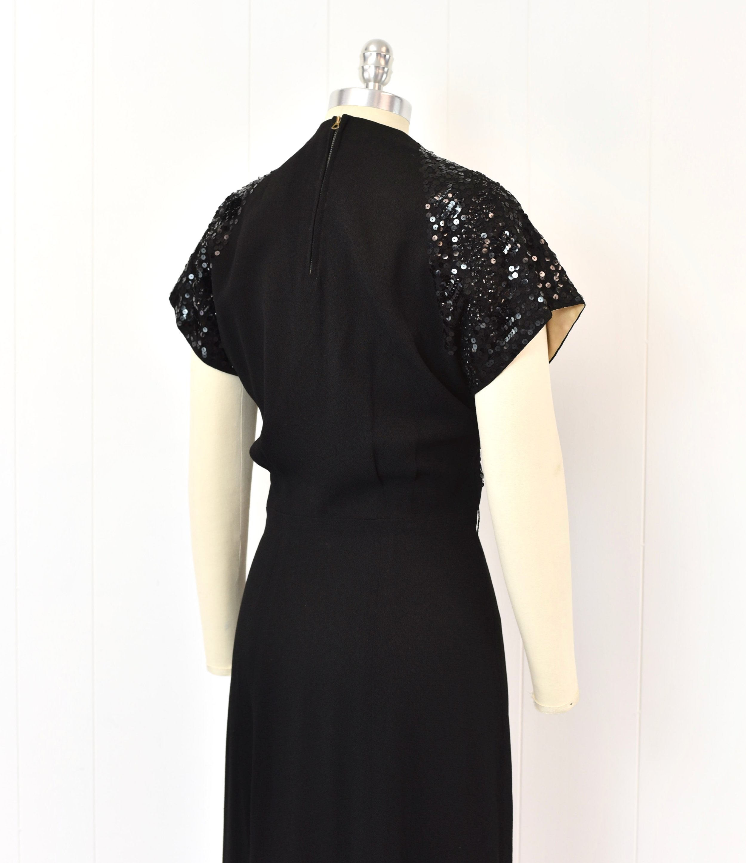 1940s sequin dress Vintage 1940s Sweetheart Sequin Dress