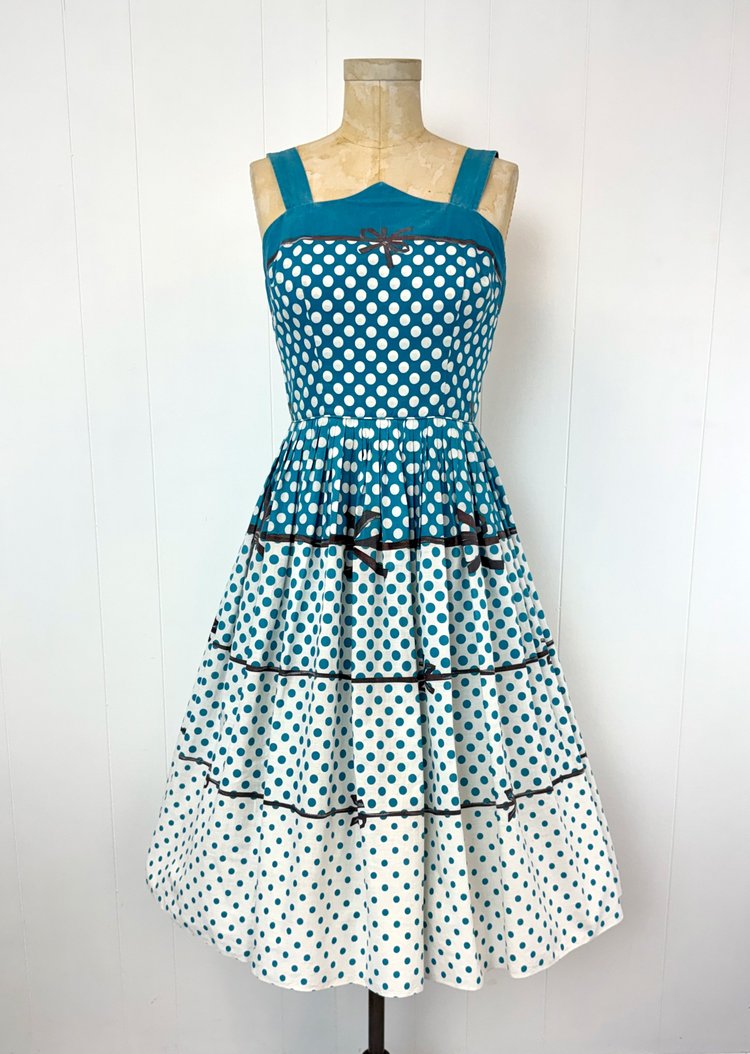 vintage 50s dresses BABEYOND Polka Dot Belted Swing Dress, 1950s Dress, Sky Blue / White, L featuring flattering A Unique Vintage 1950s Teal Sweetheart