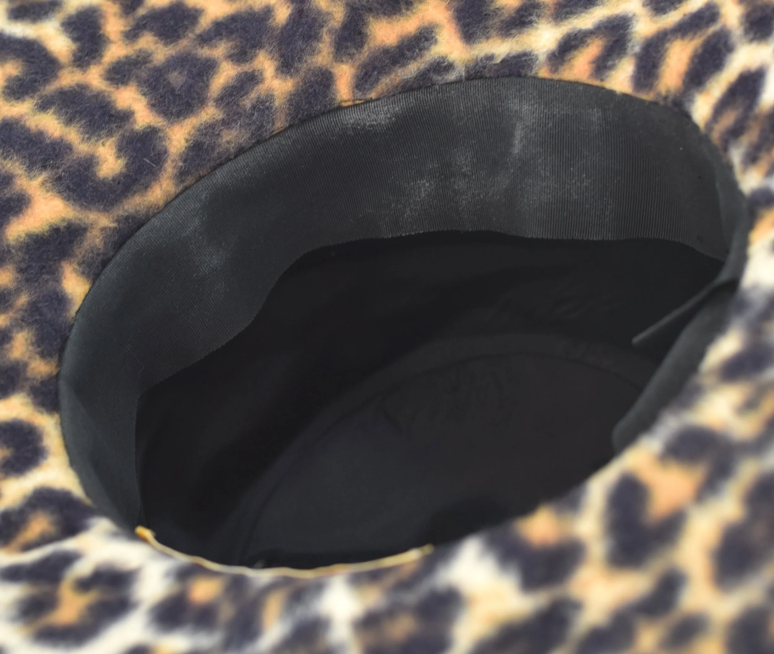 Faux Fur Black Hat with Leopard Brim Leopard Print Extra Wide-oversized Wire Brim Fuzzy Bucket  main image 3