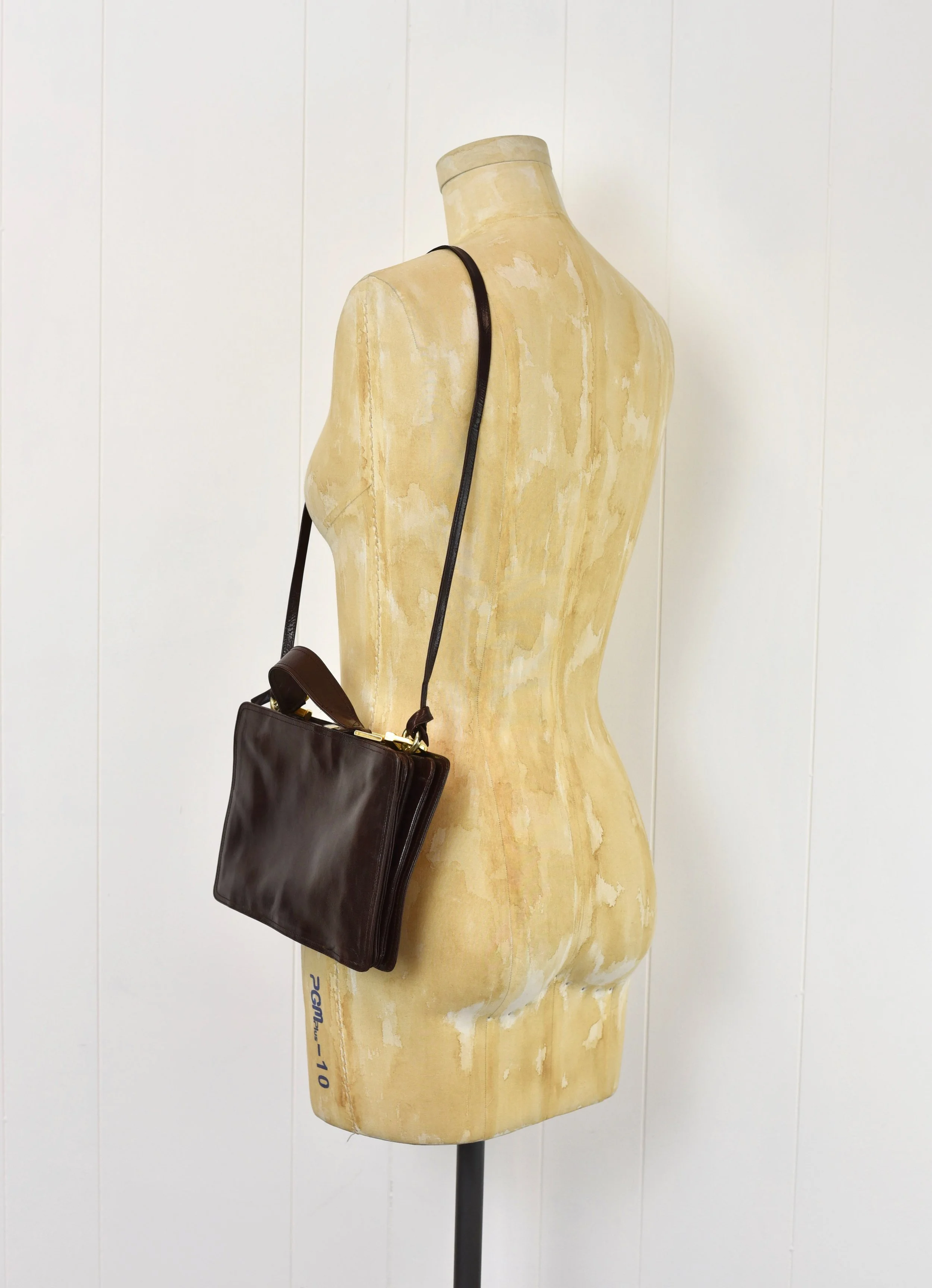 1970s Bottega Veneta Dark Brown Leather Shoulder Bag Purse Handbag