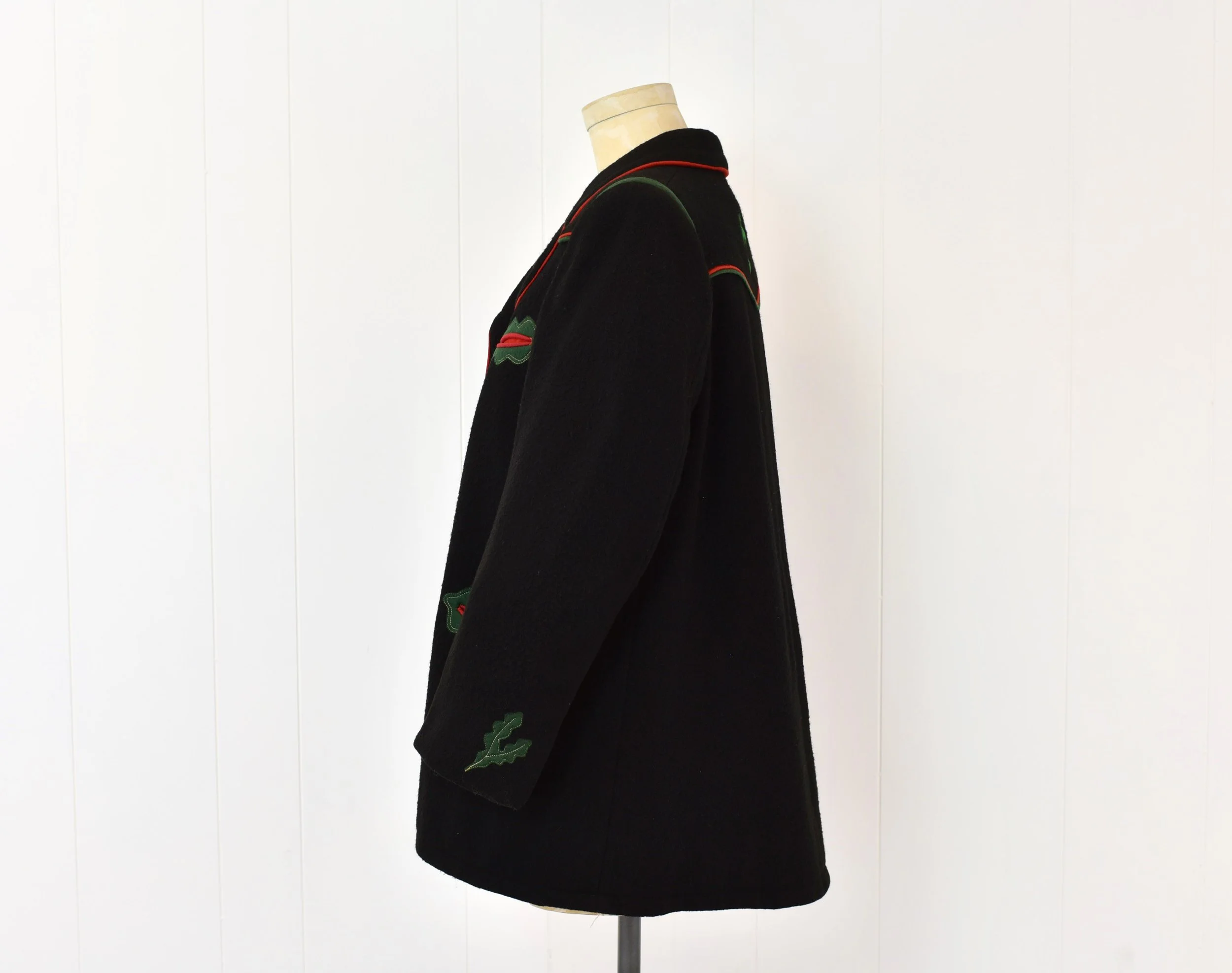 ジャケット・アウター Embroidered Design Tyrolean Jacket 1940s/1950s Tyrolean Trachten Black Wool Leaf Holiday