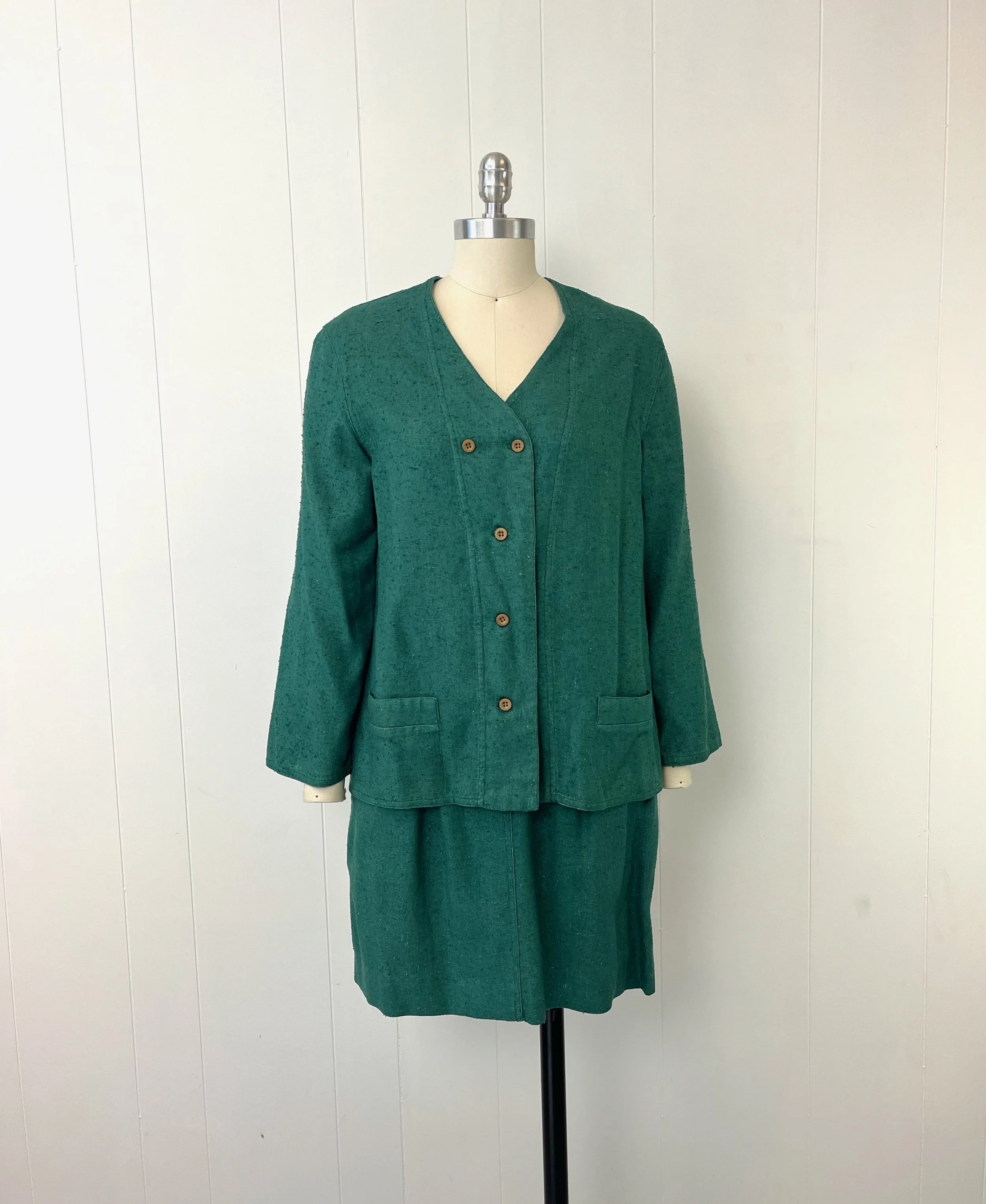 1970s Beene Bag Geoffrey Beene Green Silk Blouse Skirt Two Piece Matching Summer Suit Set