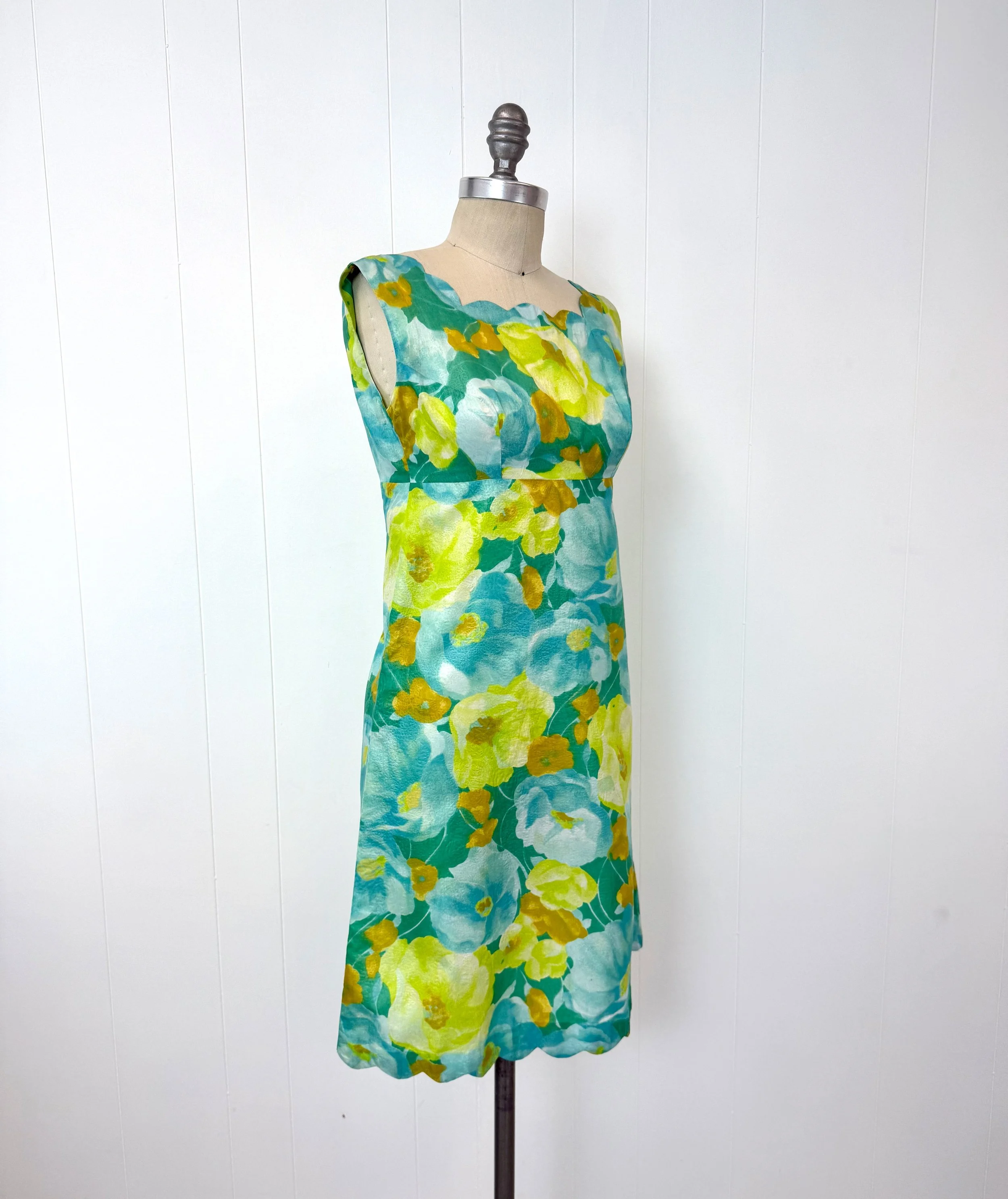 1960s Floral Print Blue Teal Green Scalloped Empire Waist Dress Canned Ham Vintage 1960s Floral Print Blue Teal Green Scalloped Empire Waist Dress Canned Ham Vintage