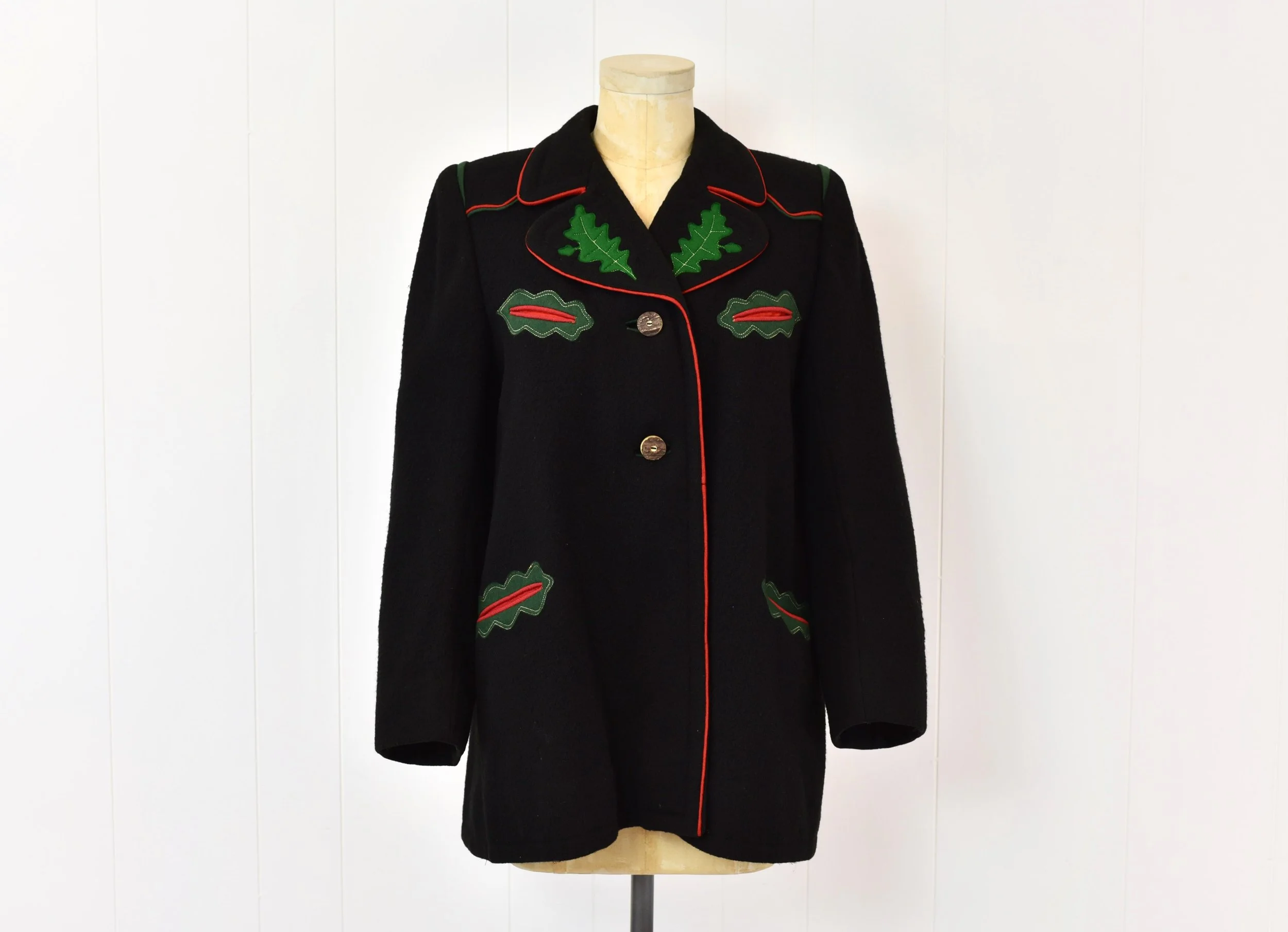 ジャケット・アウター Embroidered Design Tyrolean Jacket Black Embroidery Tyrolean Jacket | Strato