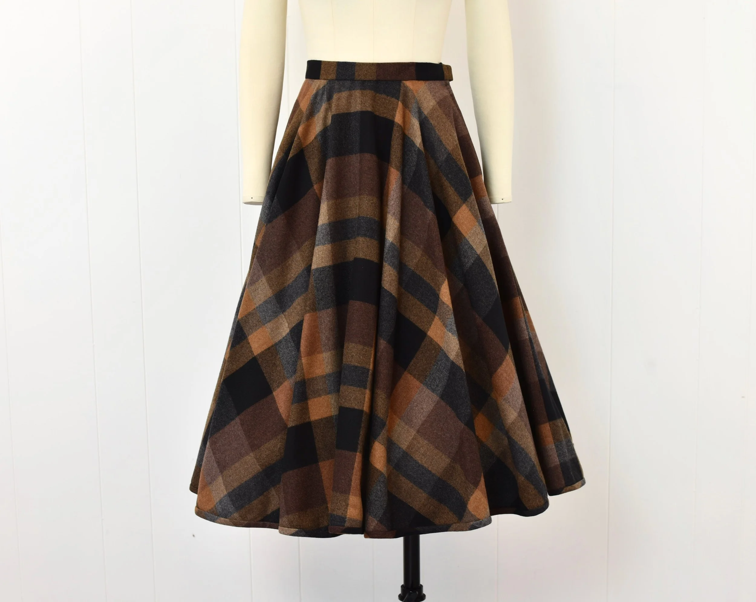 1980s Valentino Boutique Brown Plaid Wool Black Velvet Jacket