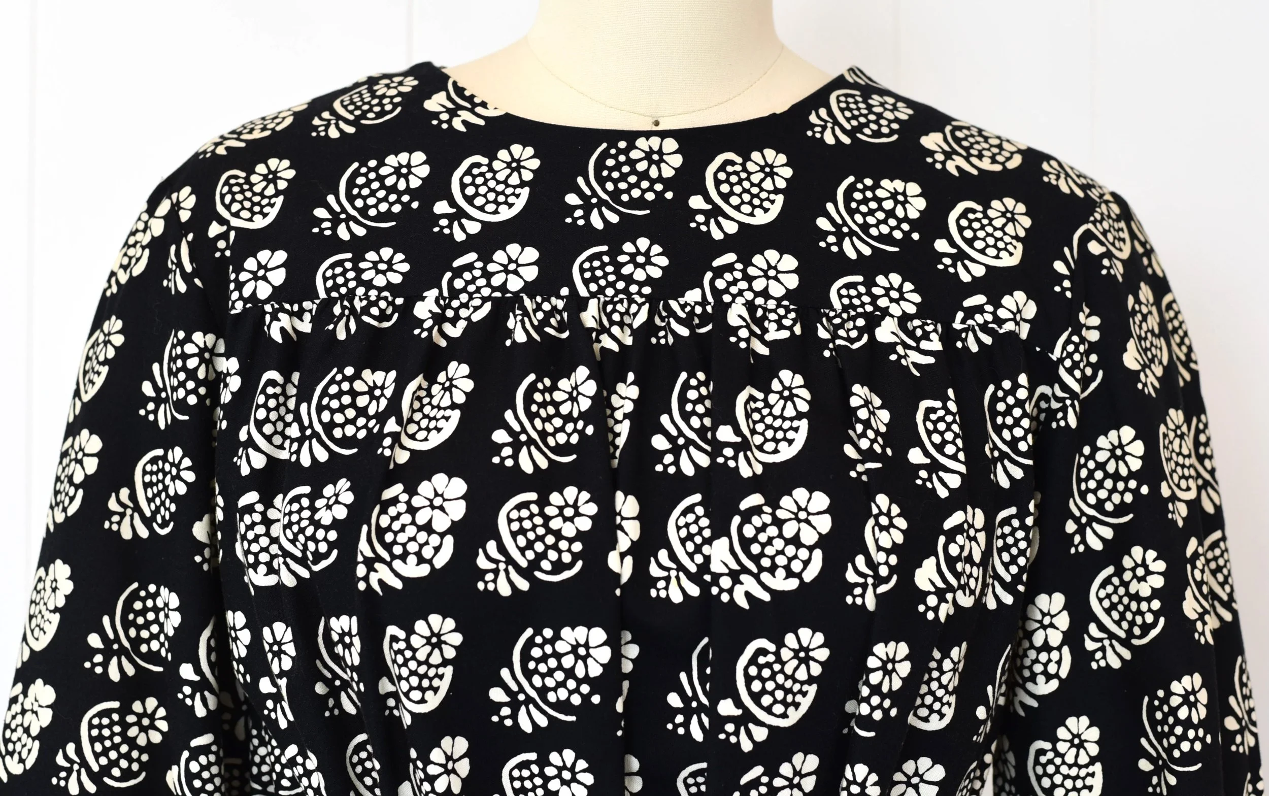 RARE 1964 Marimekko Finland Annika Rimala Hedelmäkori Fruit RARE 1964 Marimekko Finland Annika Rimala Hedelmäkori Fruit