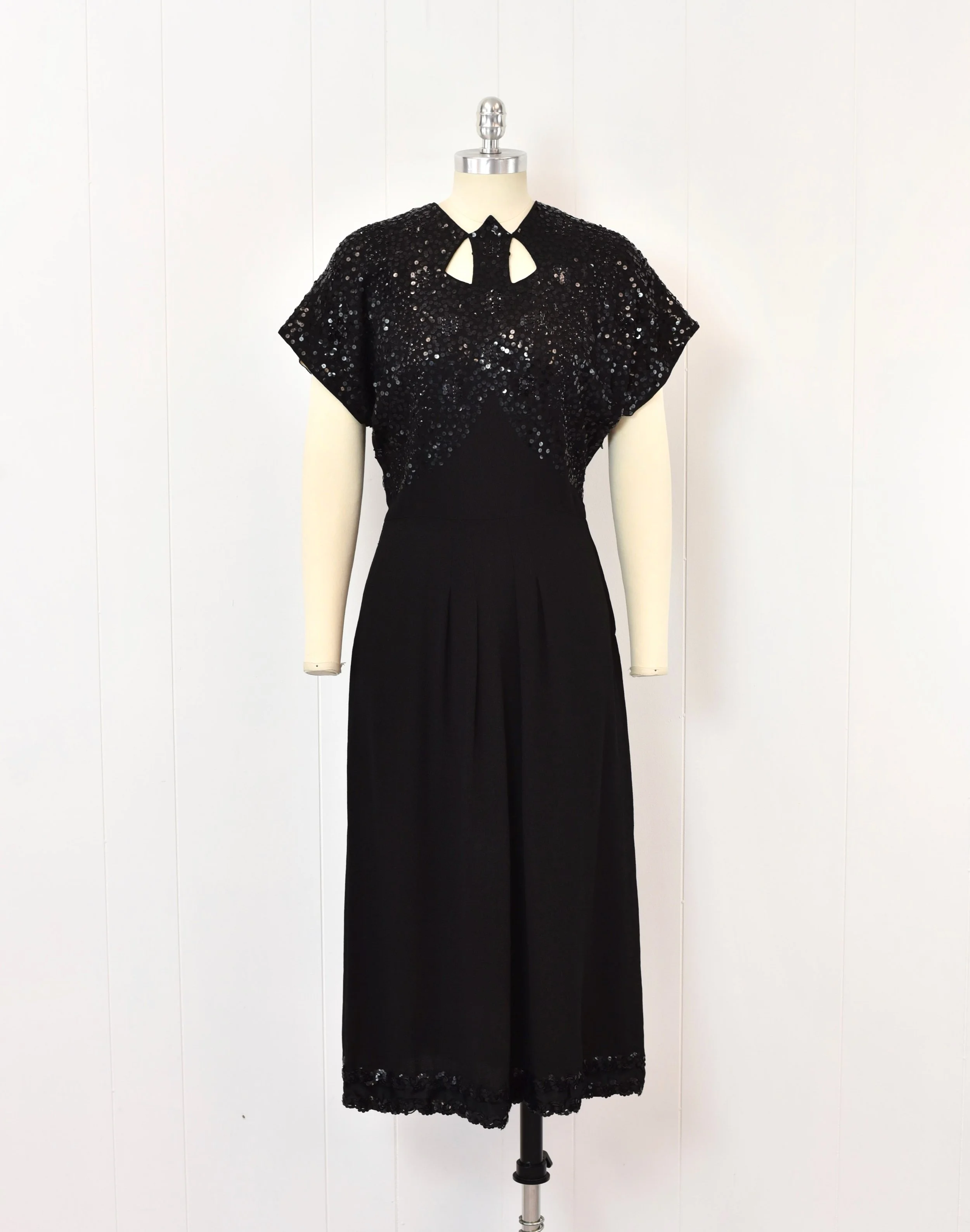 1940s Black Sequin Cut Out Neckline Rayon Benham Original Pinup Femme  Fatale Dress — Canned Ham Vintage