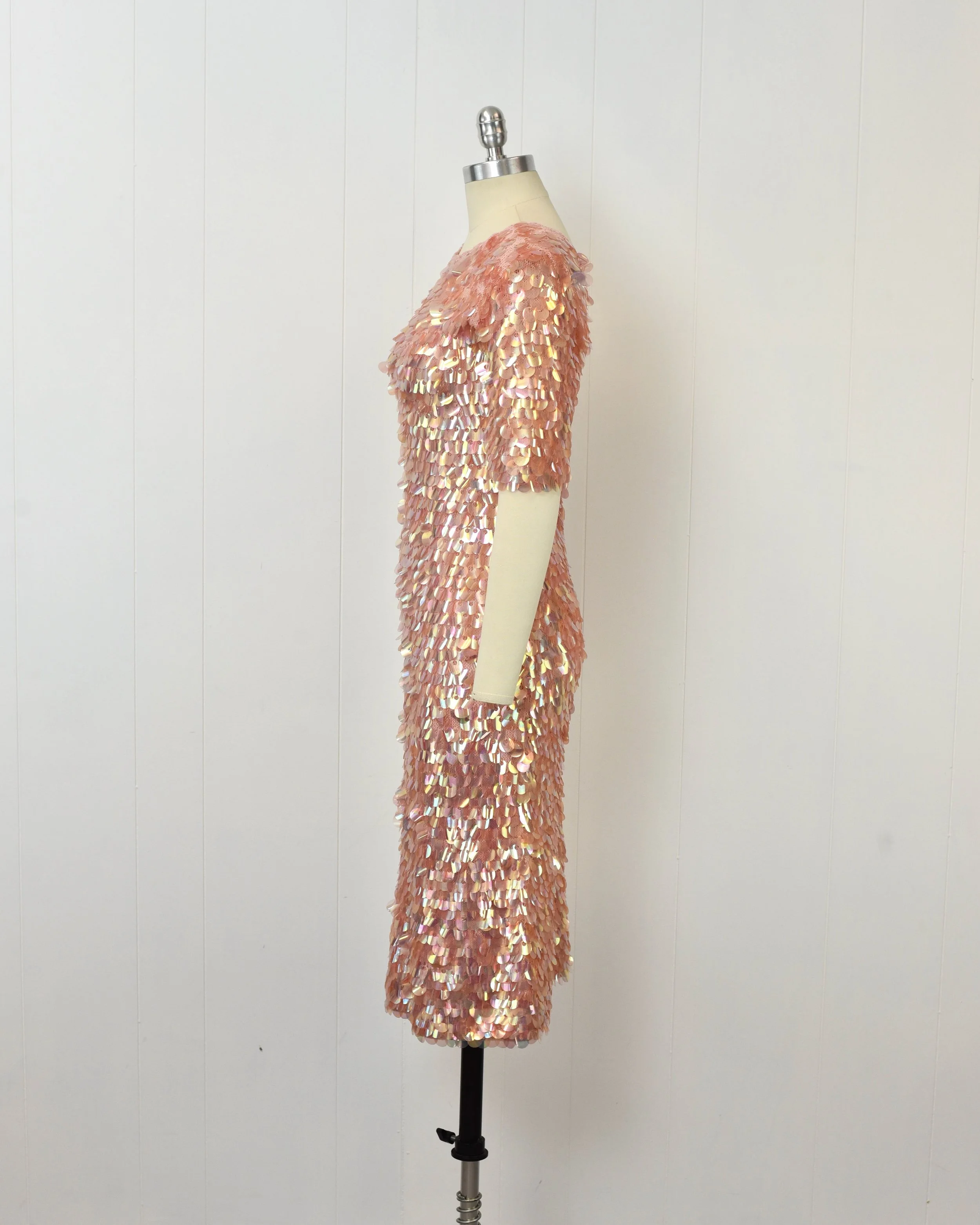 1950s/1960s Pink Iridescent 3D Sequin Knit Mod Party Dress Canned Ham Vintage 1950s/1960s Pink Iridescent 3D Sequin Knit Mod Party Dress Canned Ham Vintage