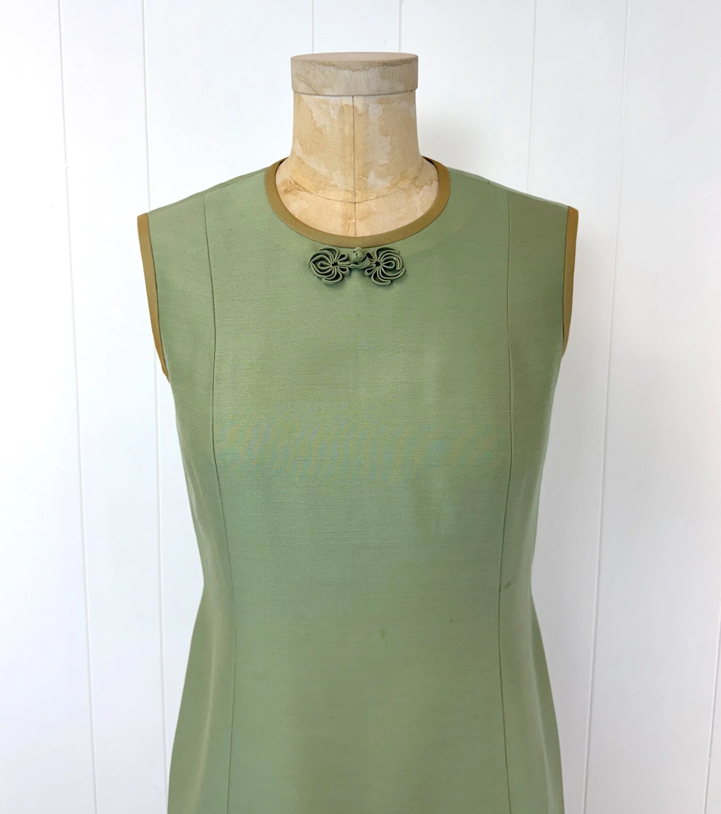 1960s Sage Green Silk Blend Frog Closure Mod Shift Dress As Is  Canned Ham  Vintage