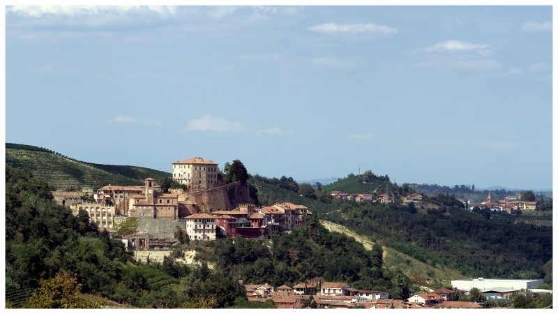 castellinaldo comune langhe e roero piemonte turismo in langa tour delle langhe vini piemonte cucina piemontese visitare le langhe cultura.jpg