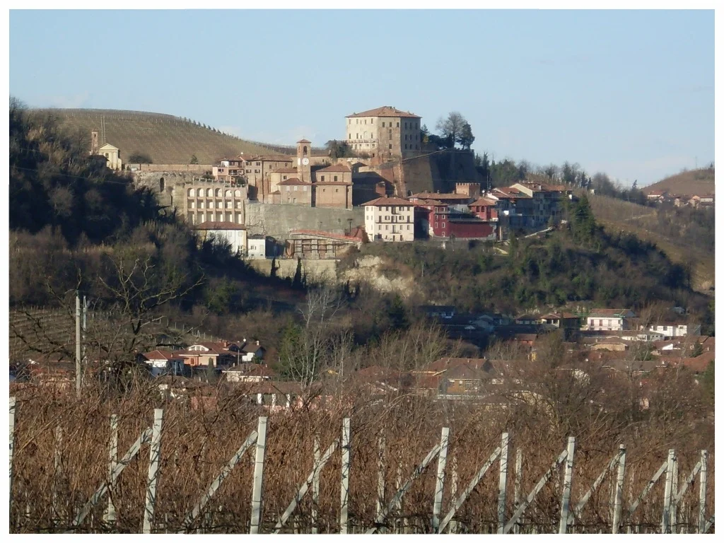 Castellinaldo Welcome Langhe Roero