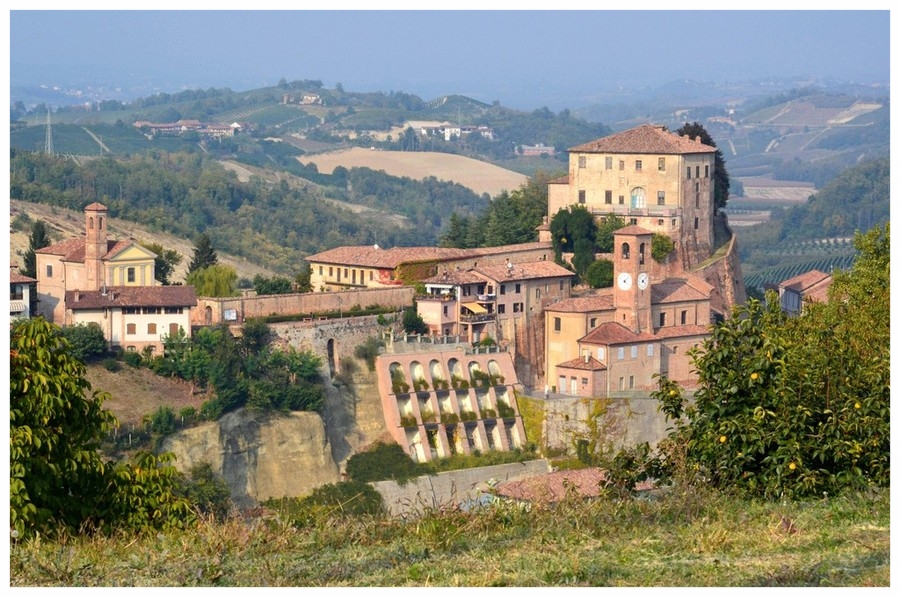 castellinaldo comune langhe e roero piemonte turismo in langa tour delle langhe vini piemonte cucina piemontese visitare le langhe turisti.jpg