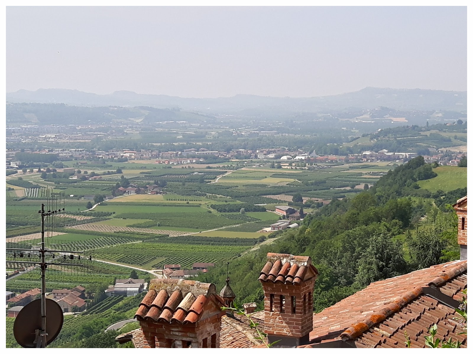 torre-di-corneliano d'alba langhe e roero comune piemonte turismo cosa vedere cosa fare dove mangiare.jpg