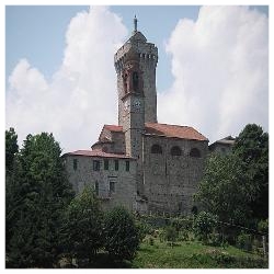 perletto castello torre piemonte.jpg