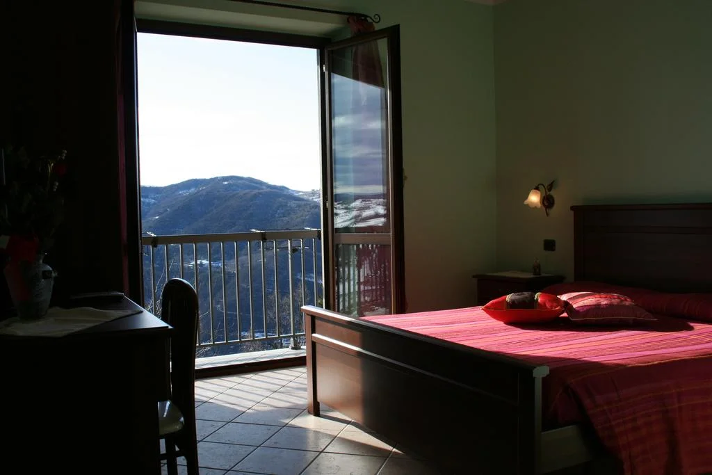 B&B LEVICE ORCHIDEA SELVATICA .jpg