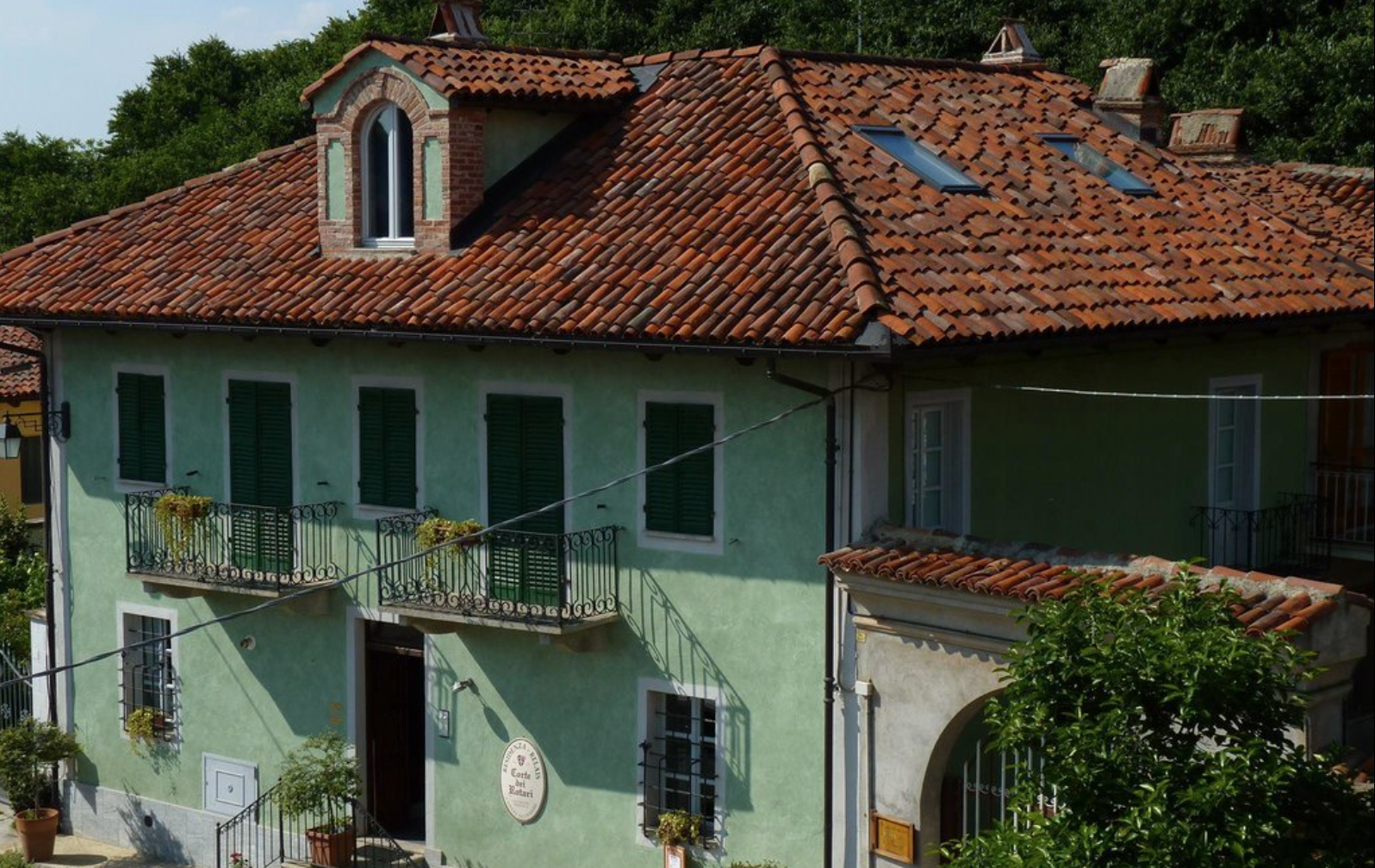 LA CORTE DEI ROTARI