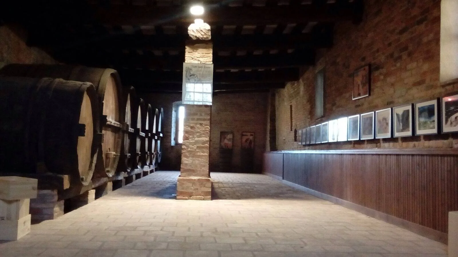 BOTTEGA DEL VINO DI CASTELLINALDO
