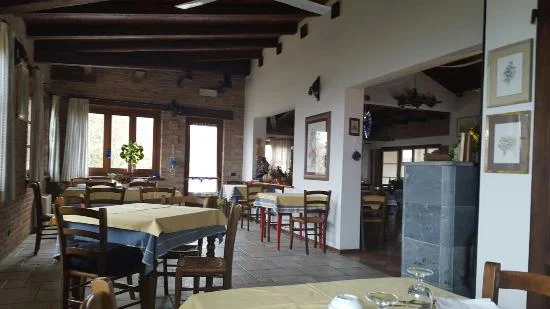 BALCONE SULLE LANGHE