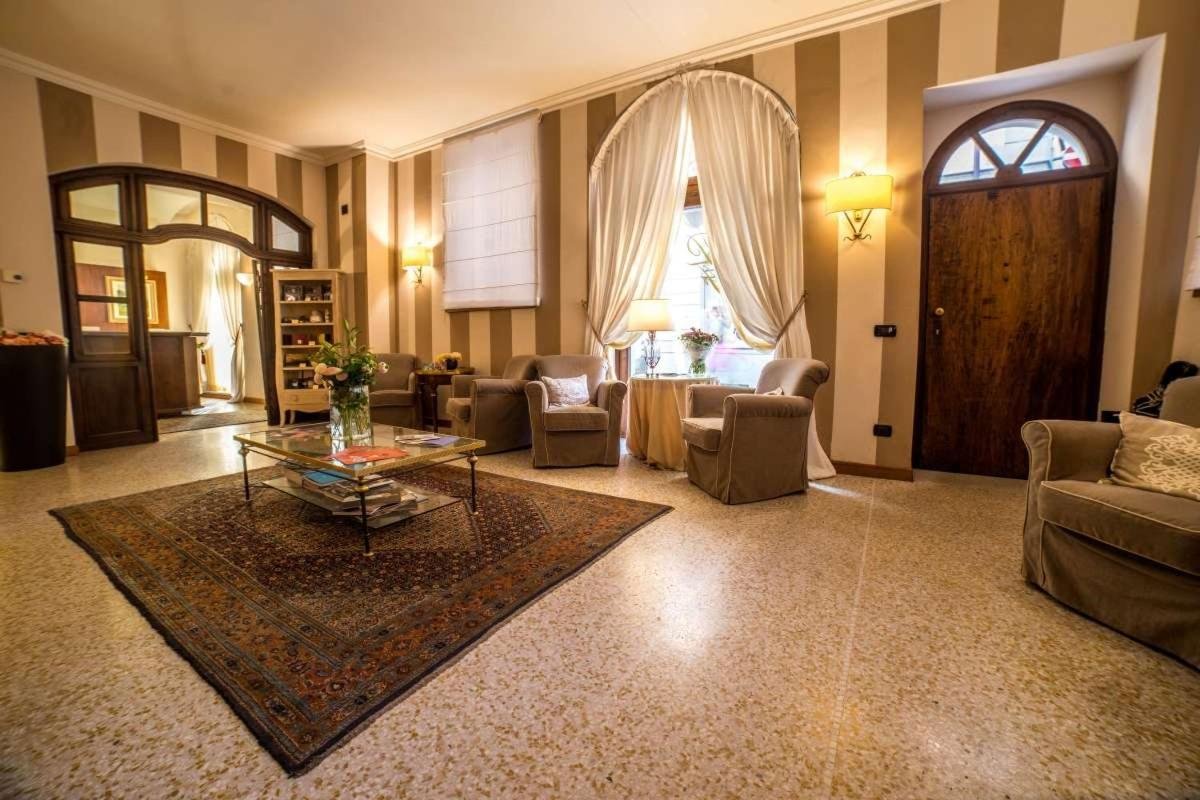 b&b Palazzo Finati Alba cuneo langhe roero.jpeg