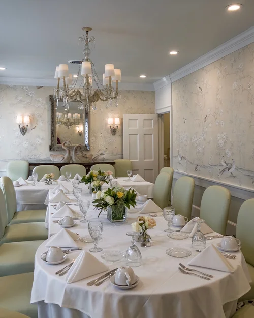 Swan Coach House Luncheons Atlanta Ga Swan Coach House