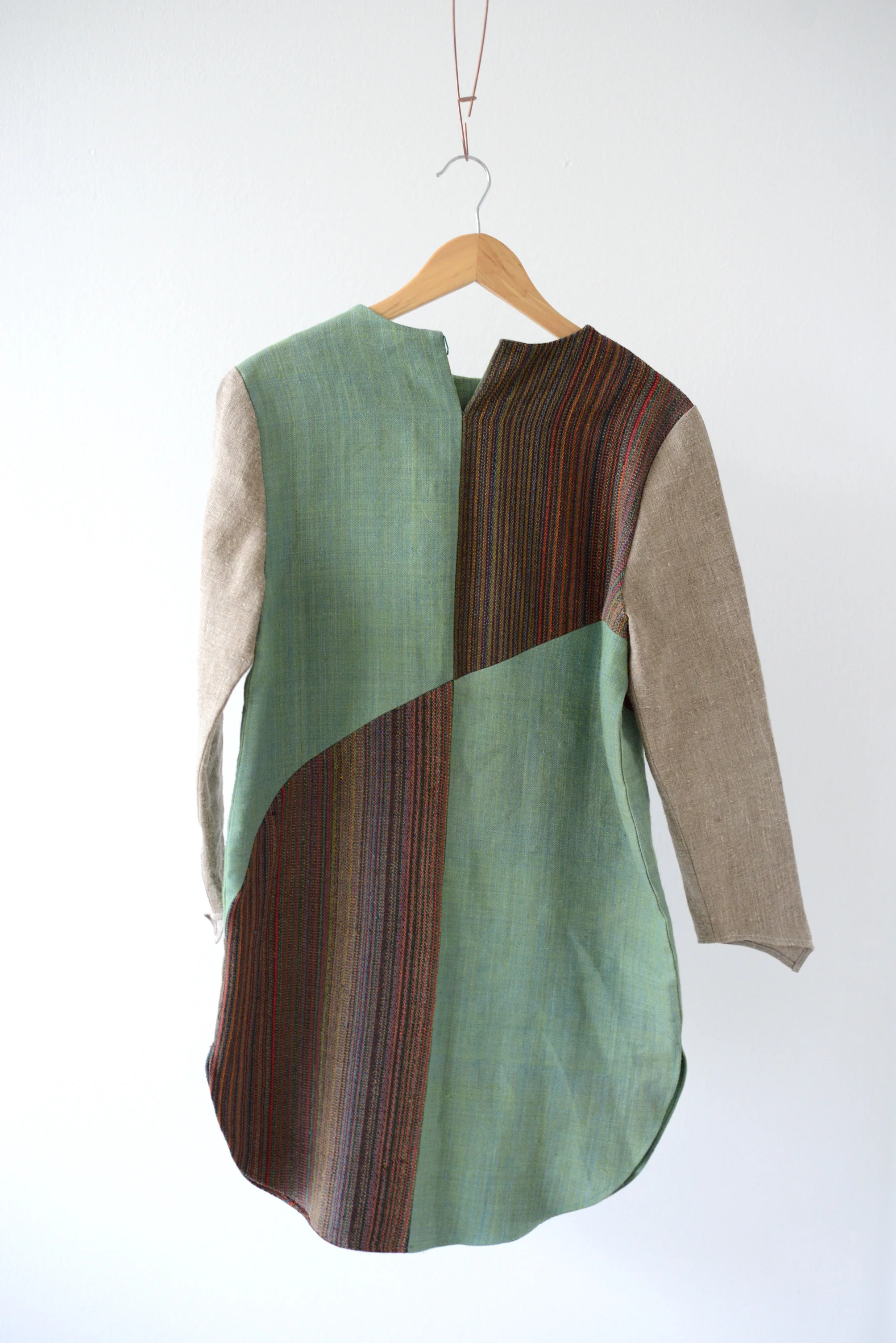 LANA_SIBERIE _CHECKMATE_DRESS_bback.JPG