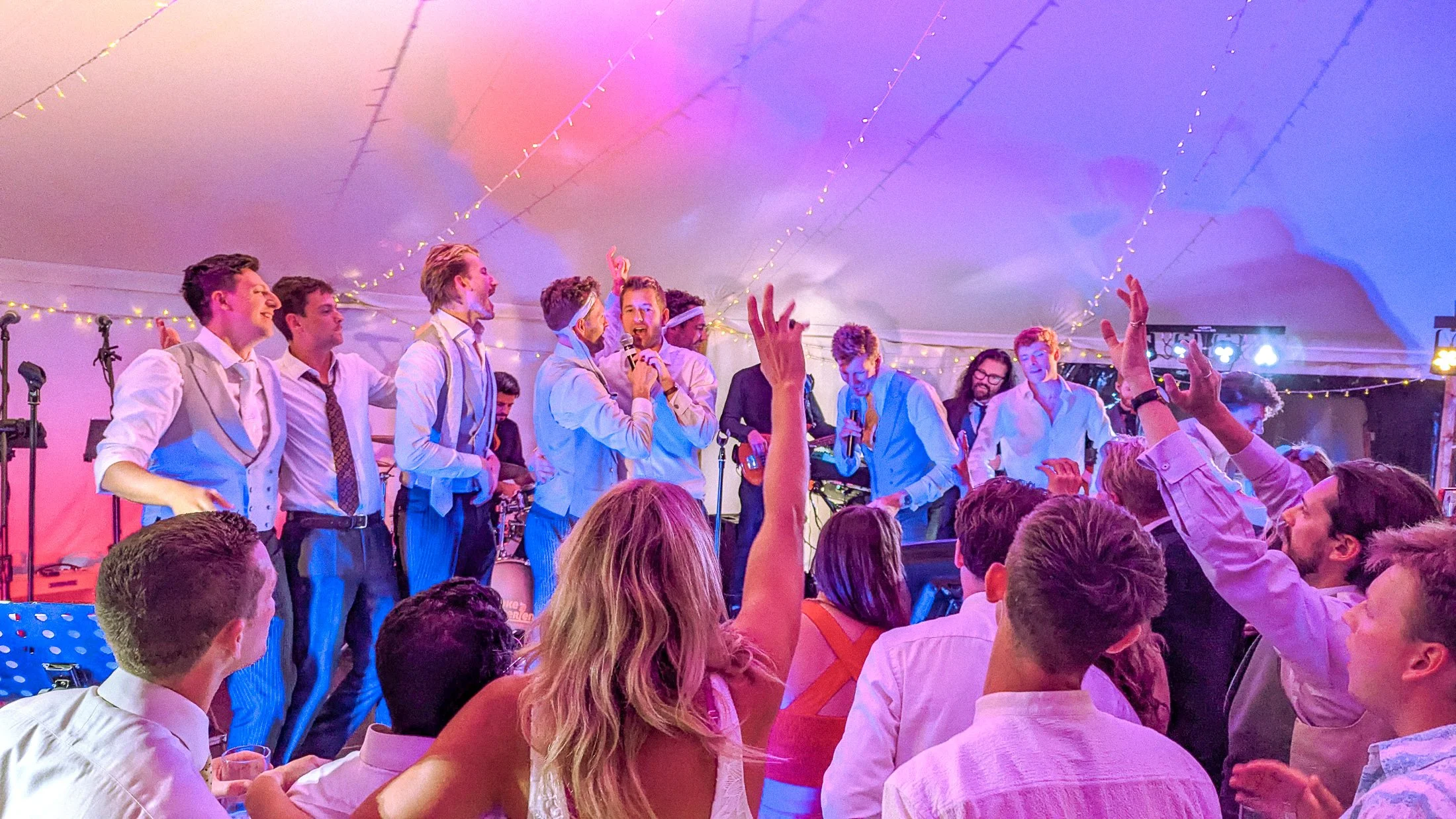 marquee-wedding-bandeoke-dorset-hero