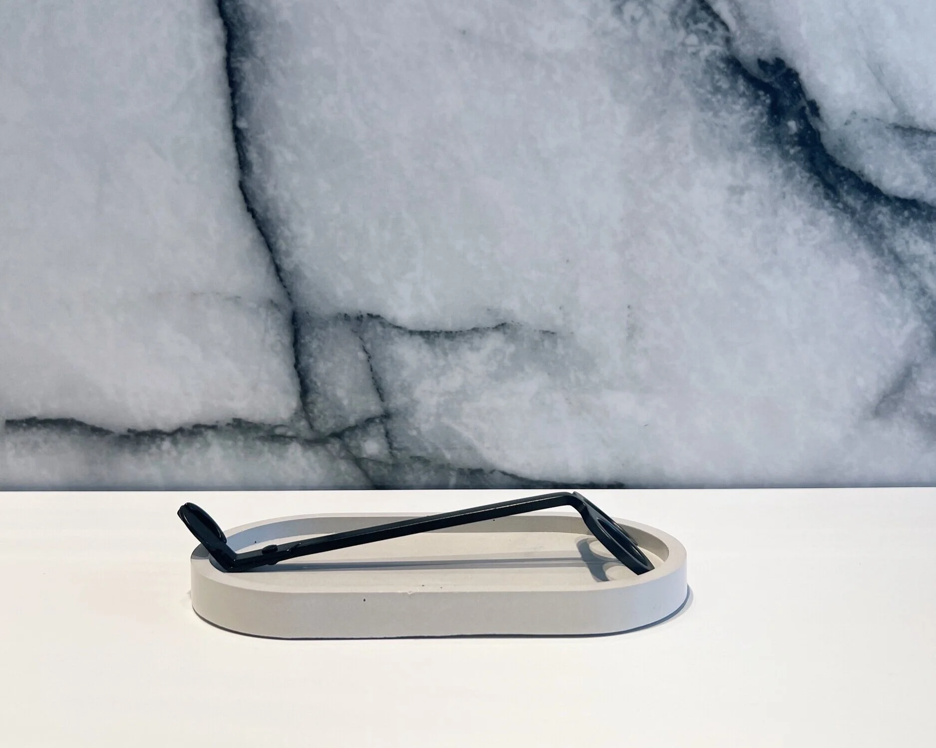 7C22EE2E-4684-44D3-8D19-EBCDA39CCD24