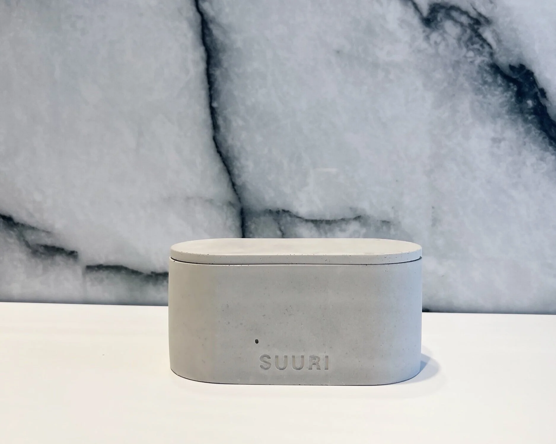 DDC89E3C-648C-4D61-BDF3-726997A944C6