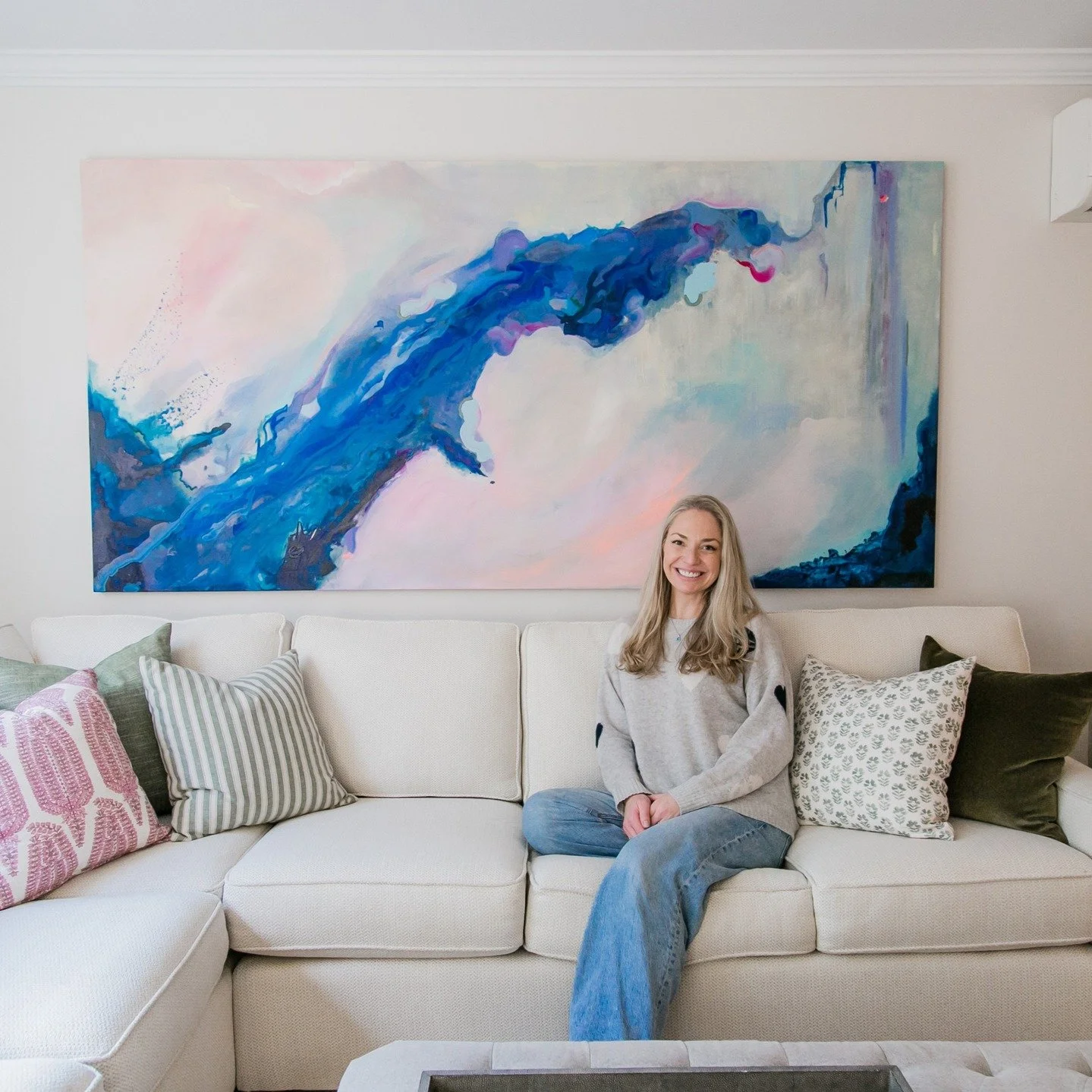 Hi 🥰
For the new friends here, I'm Jaz. I am an expressionist abstract artist based in Toronto. Originally from California, my art is often about the stunning woods or beaches I grew up with. If you are looking for a commission piece or want to inqu