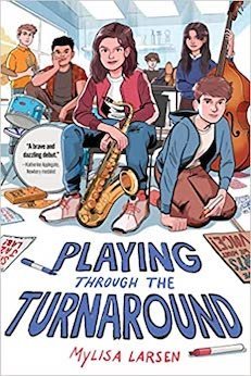 Book cover of Playing Through the Turnaround