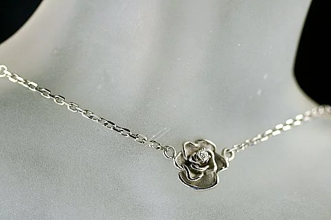 Windblown Rose, Diamond