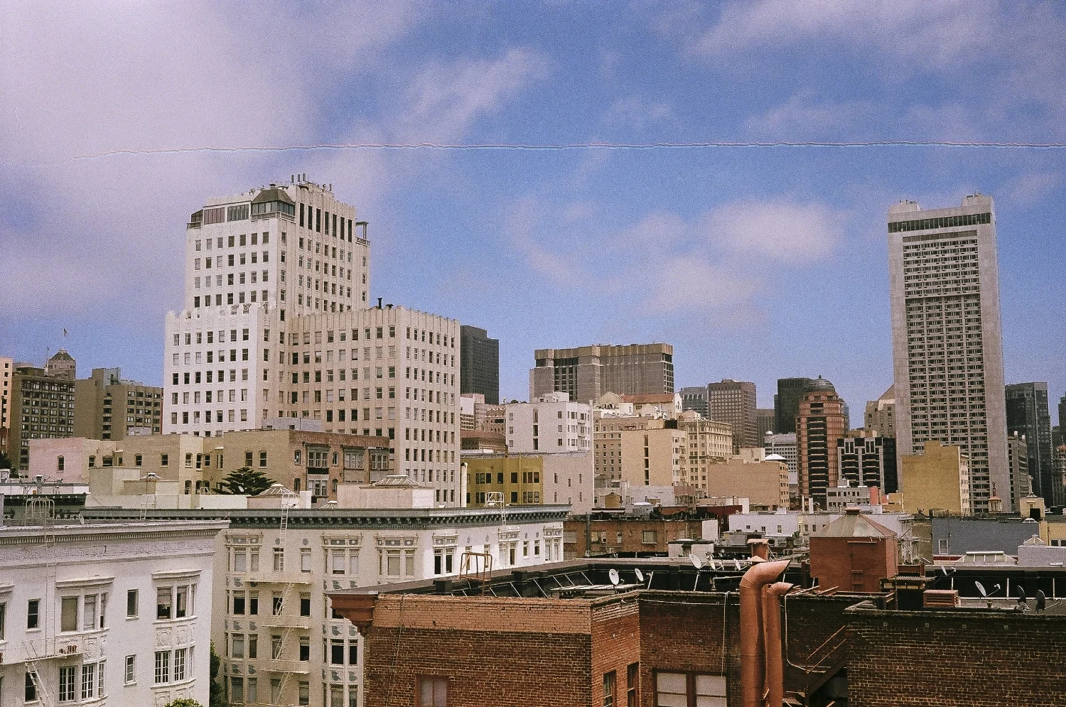 62250008.jpg