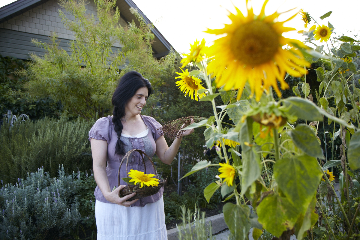 TM_E1_UrbanHomestead_166.jpg
