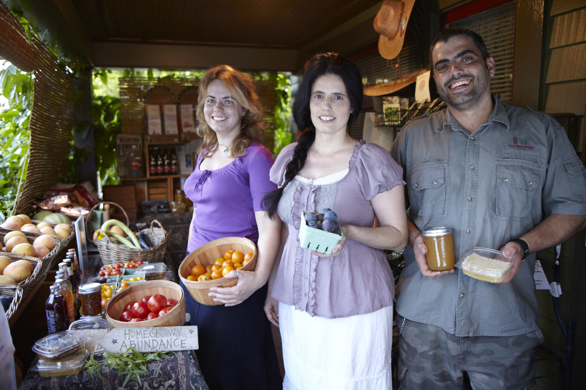 TM_E1_UrbanHomestead_233.jpg
